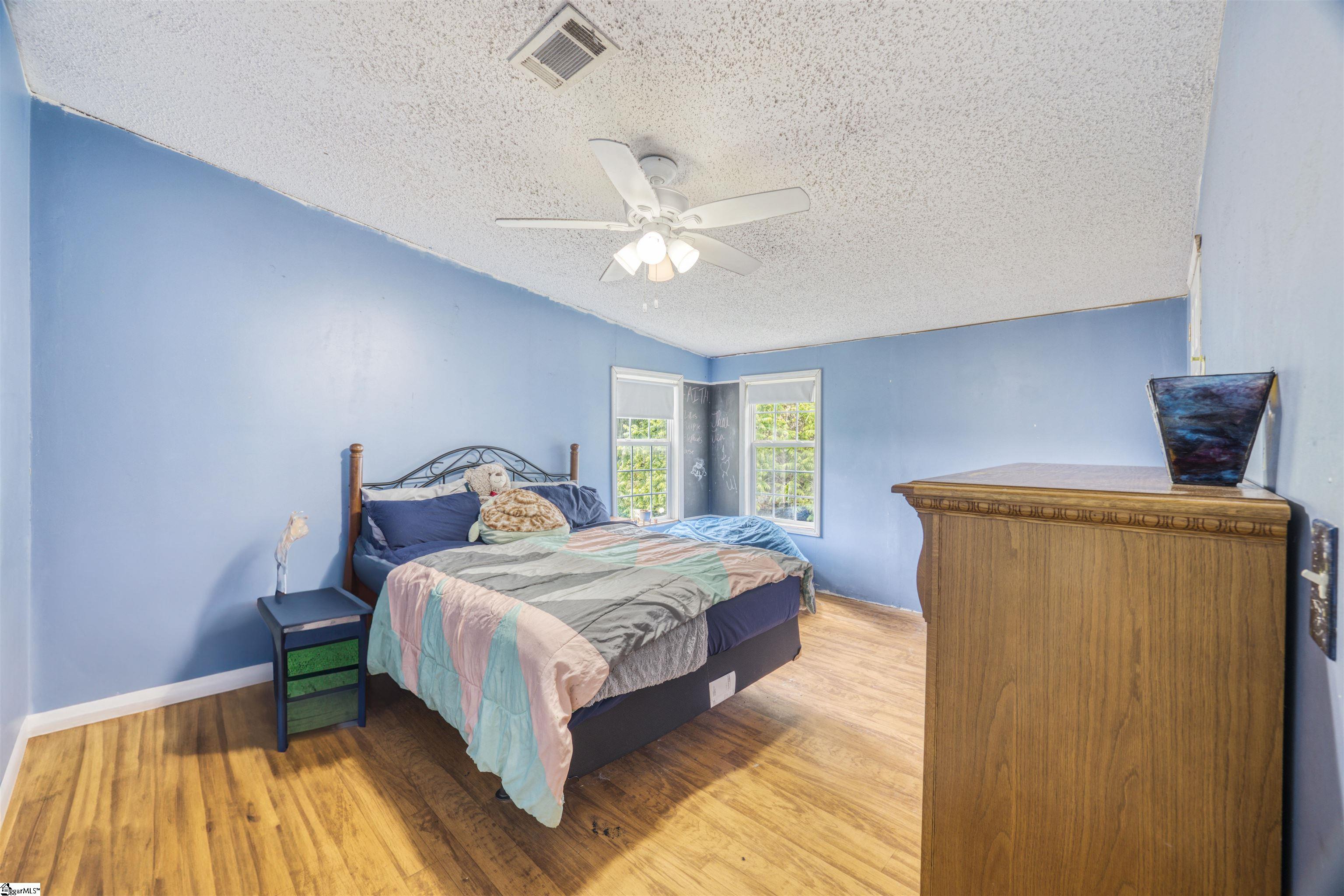 177 Farmers Hill Road Liberty, SC 29657