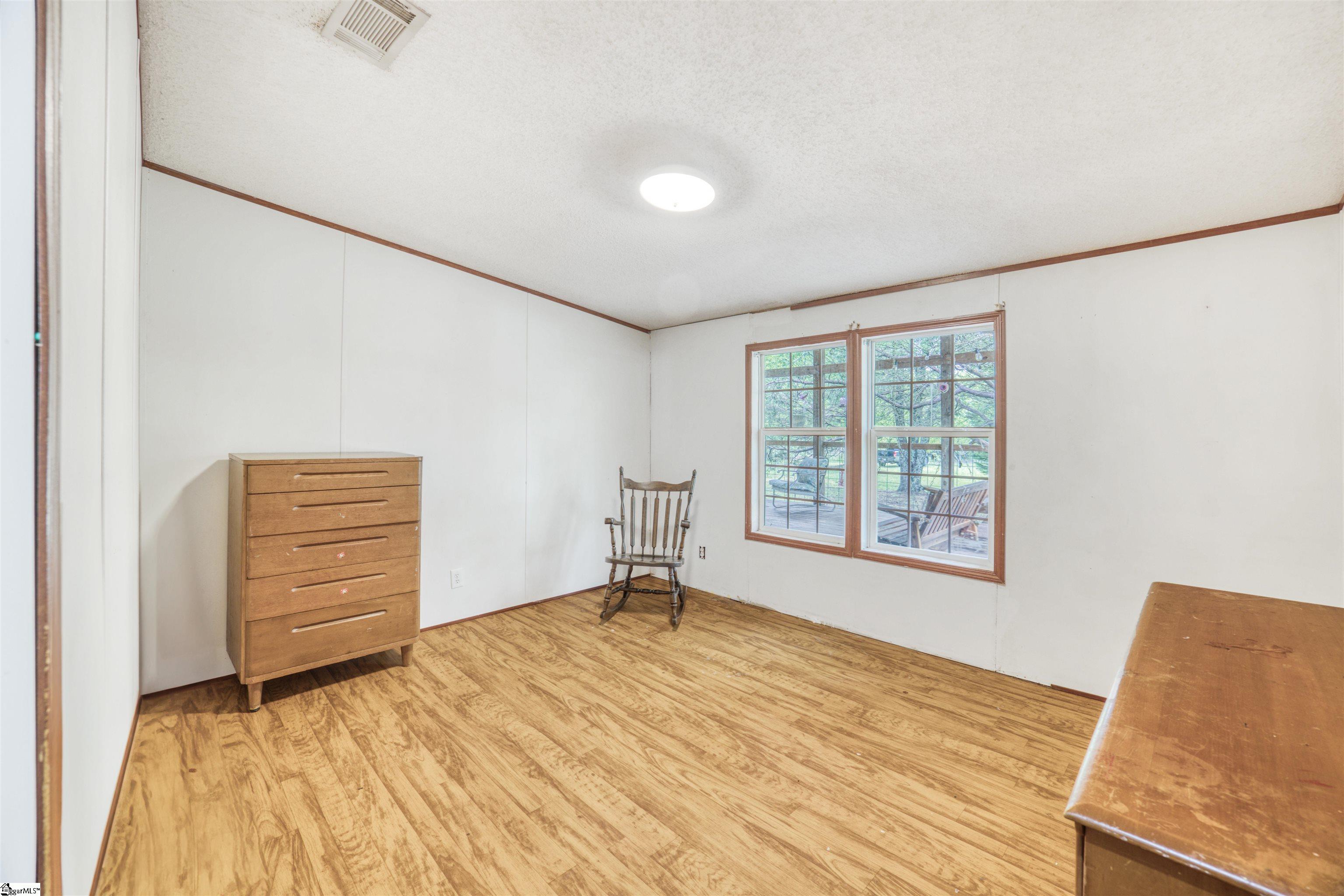 177 Farmers Hill Road Liberty, SC 29657