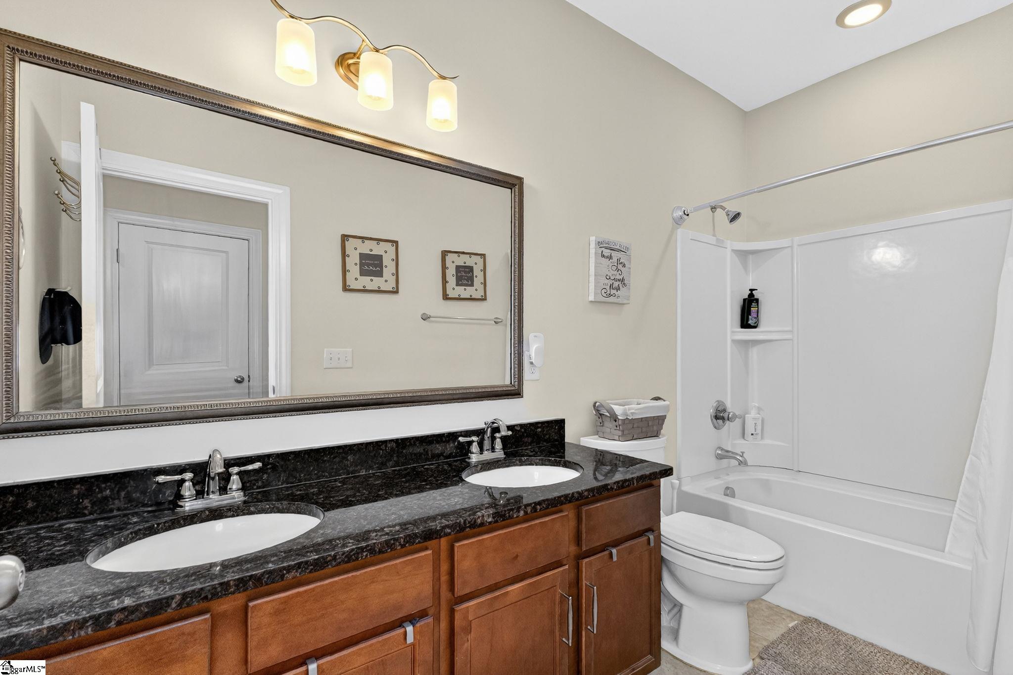 355 Leigh Creek Drive Simpsonville, SC 29681