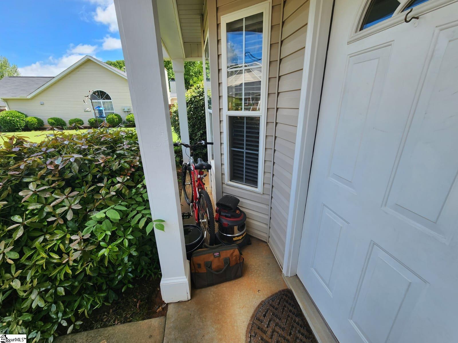 401 Crestridge Drive Simpsonville, SC 29681
