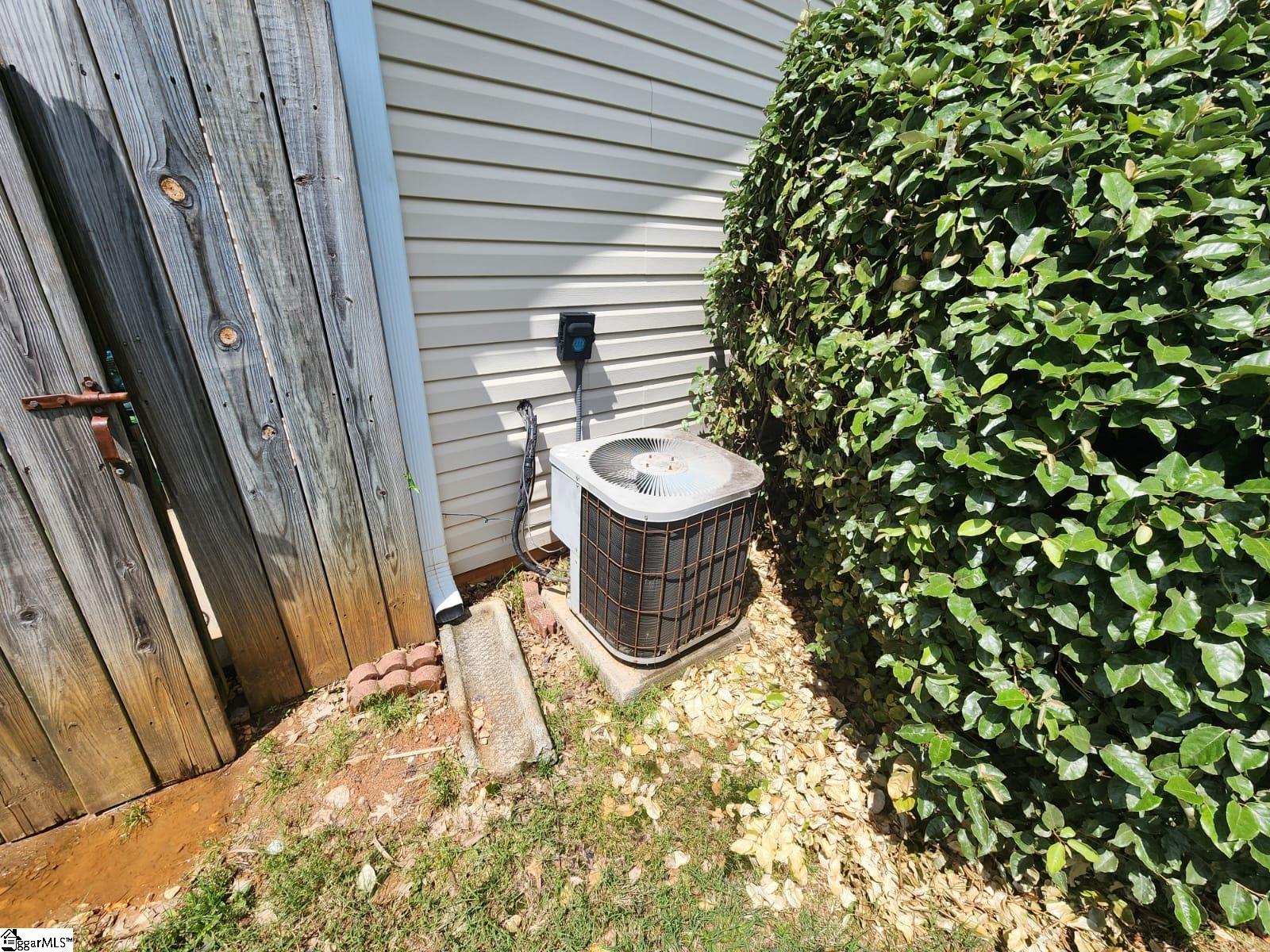 401 Crestridge Drive Simpsonville, SC 29681