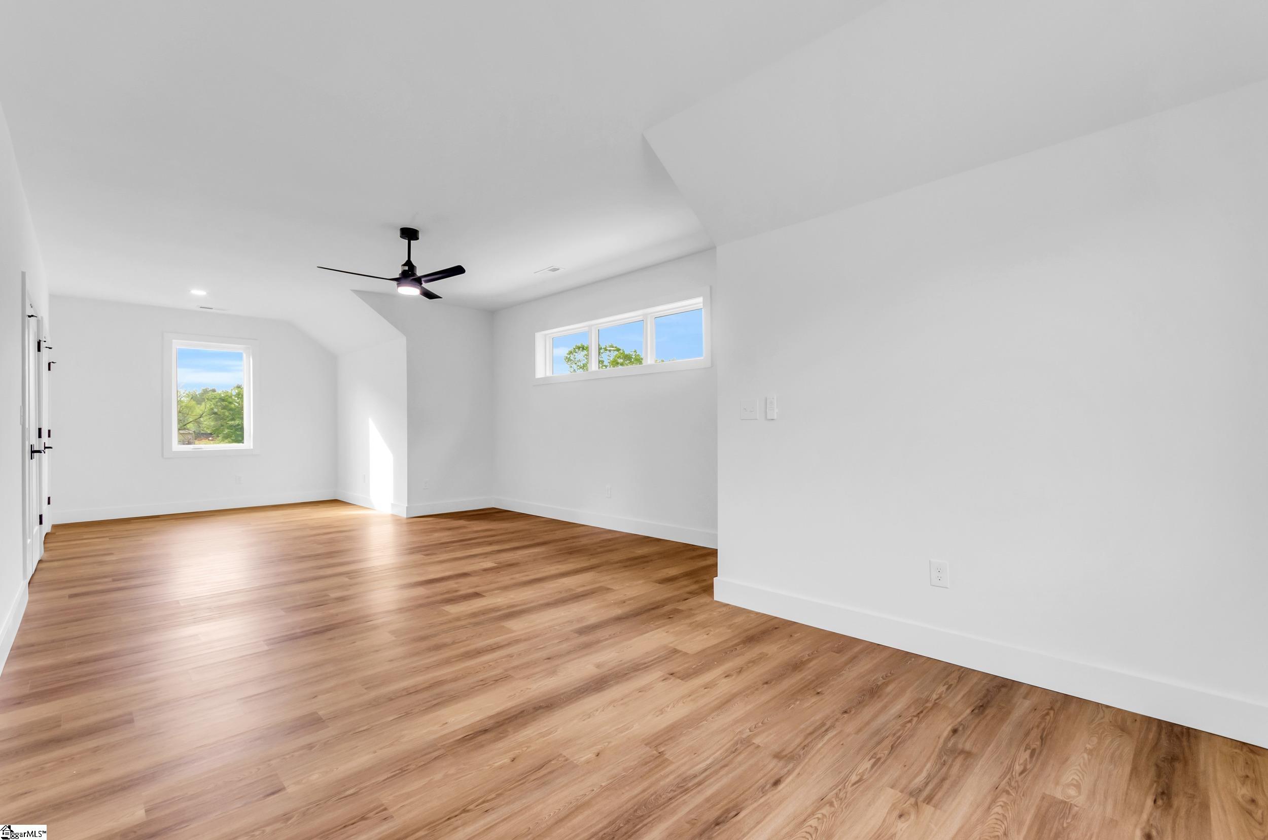 541 E Airport Road Greer, SC 29651
