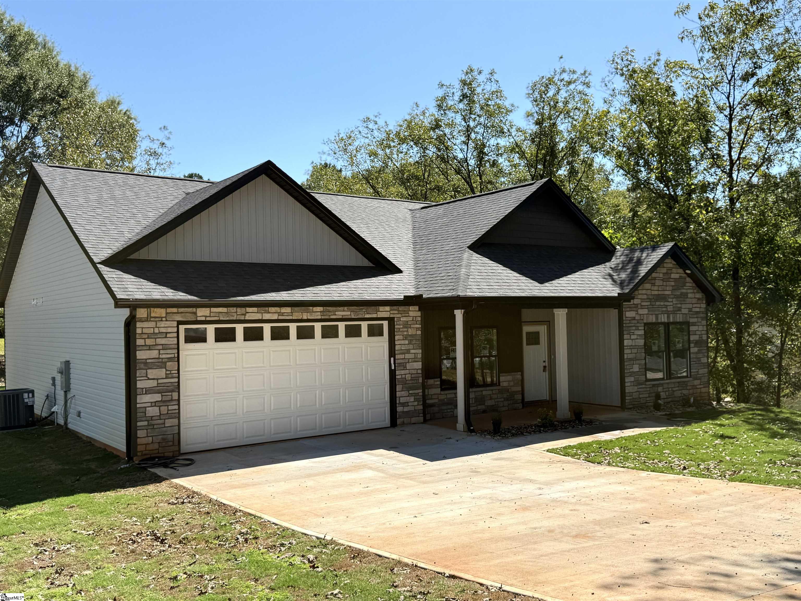 125 Bell Avenue Inman, SC 29349