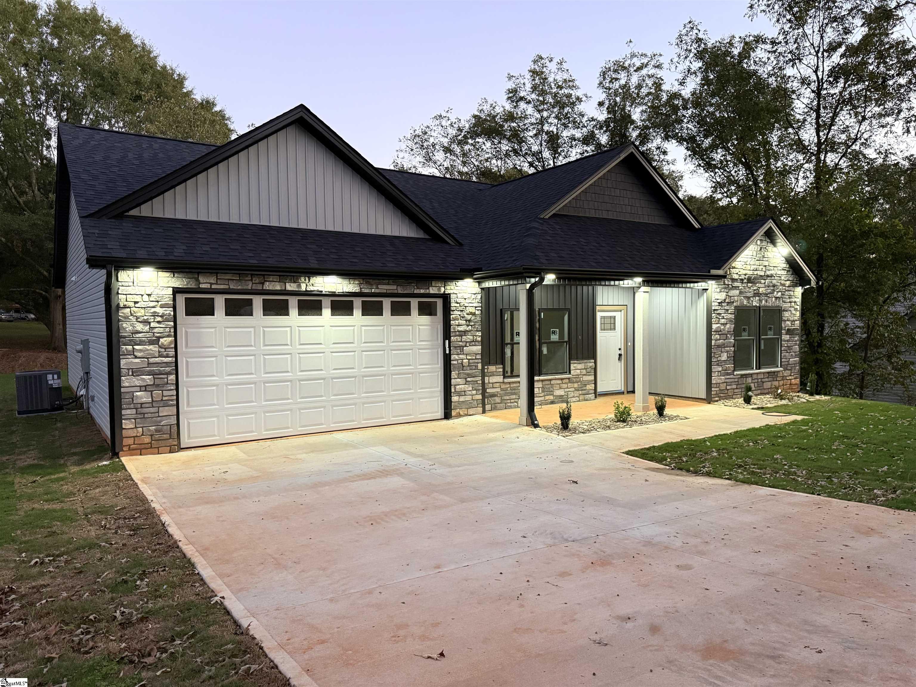 125 Bell Avenue Inman, SC 29349