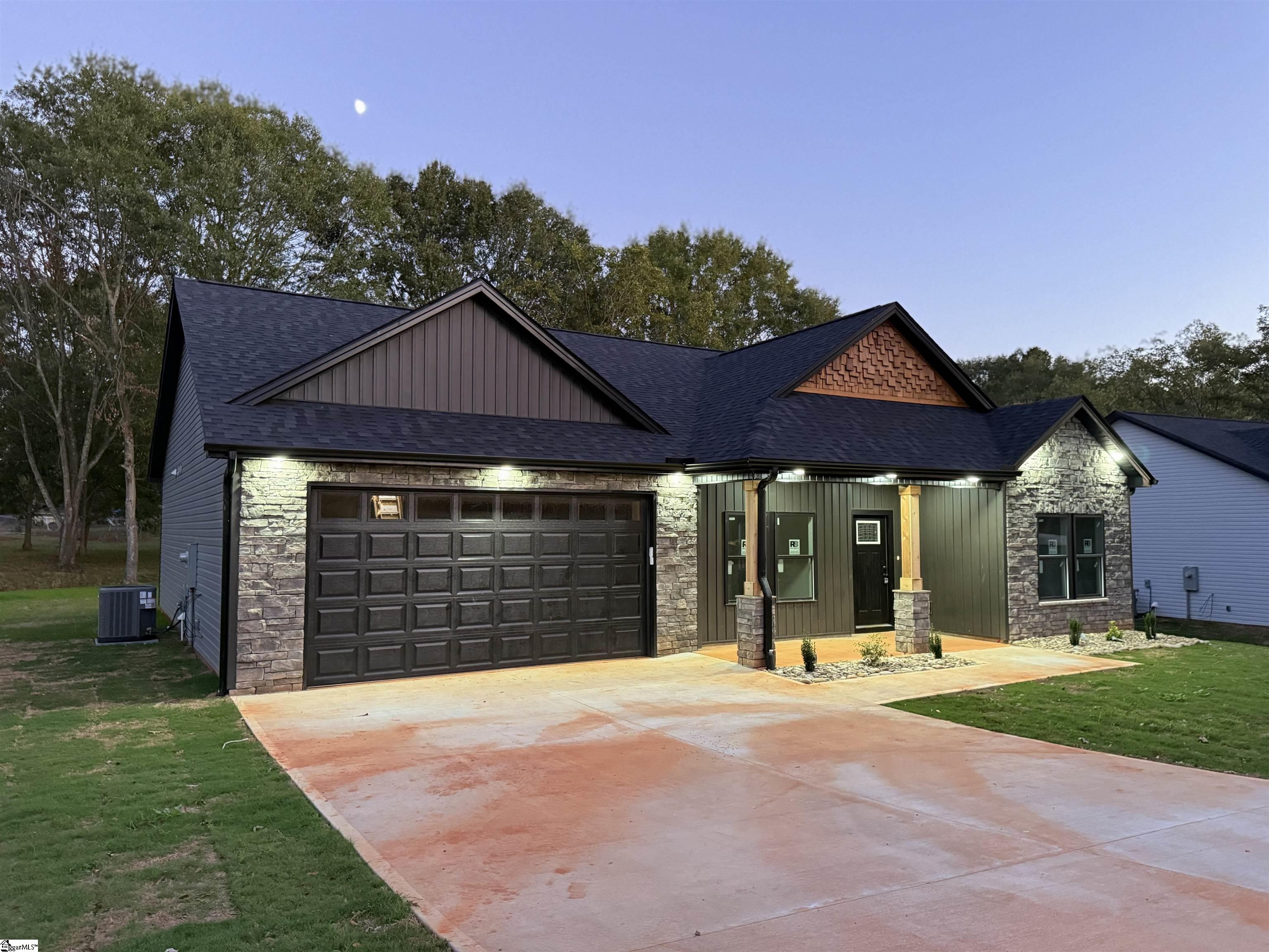 119 Bell Avenue Inman, SC 29349