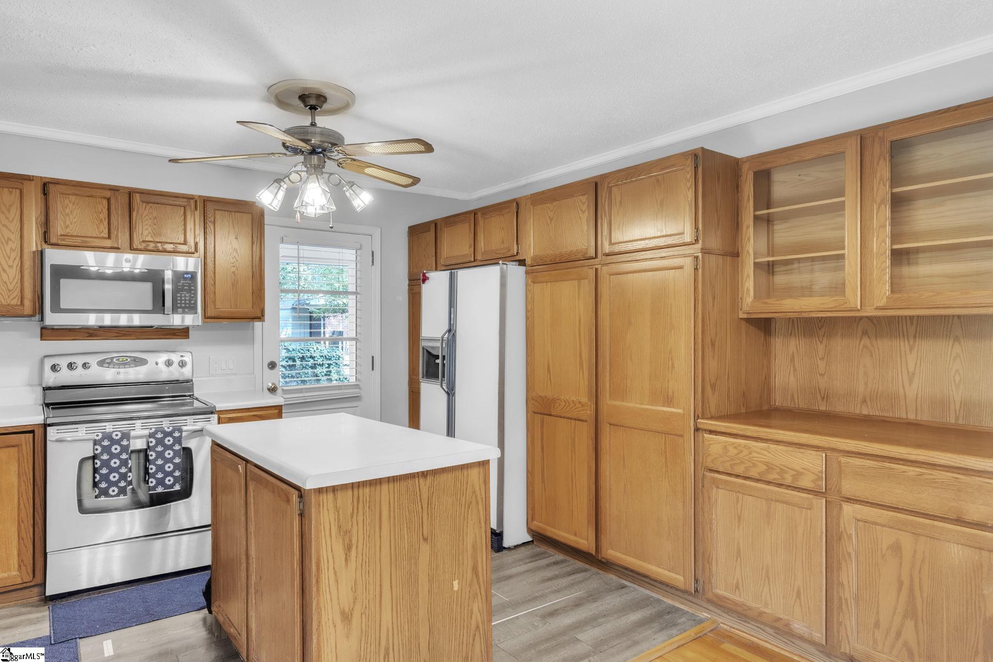 6 Kathryan Circle Greenville, SC 29605