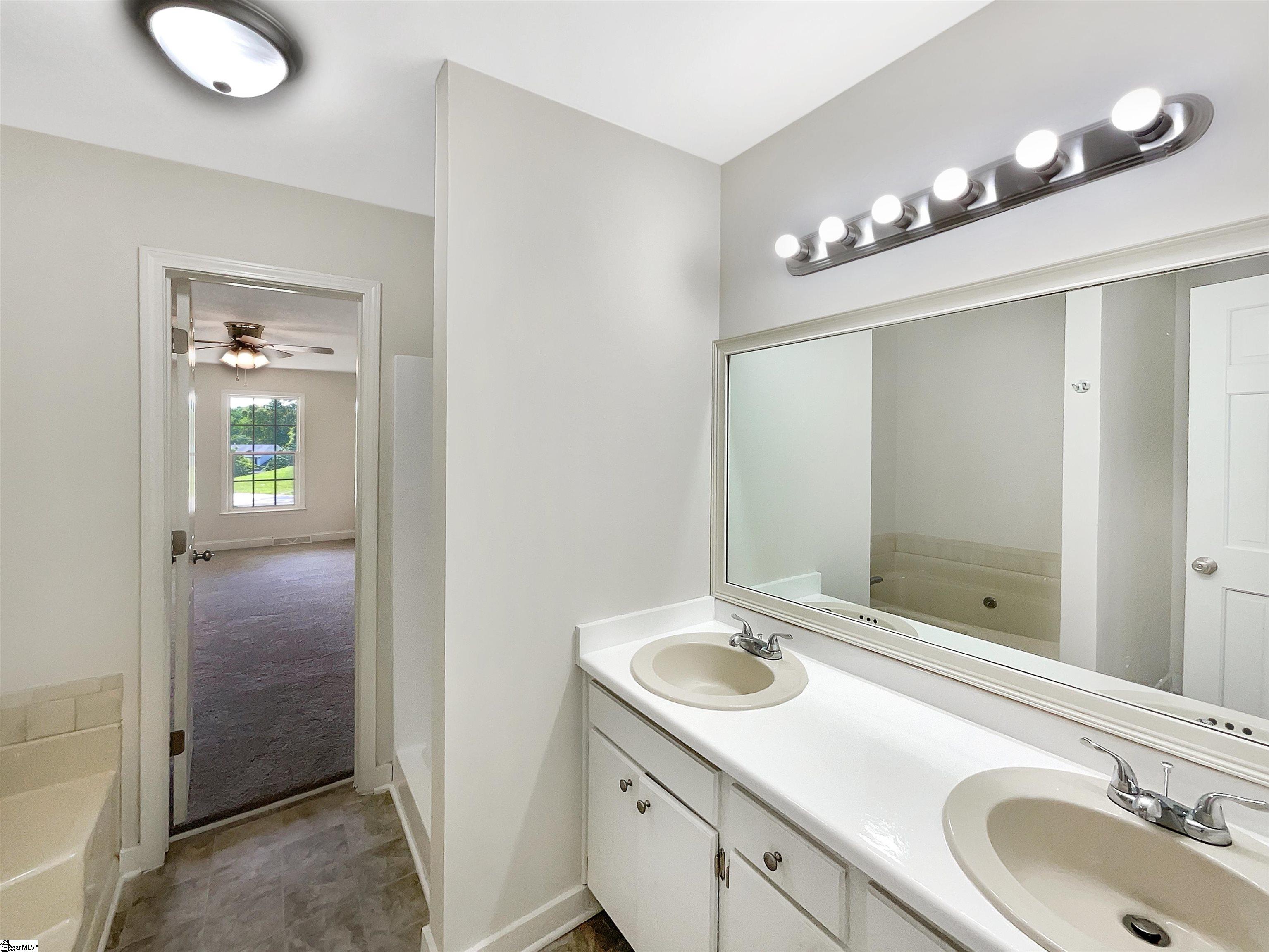 5 Ash Point Simpsonville, SC 29681