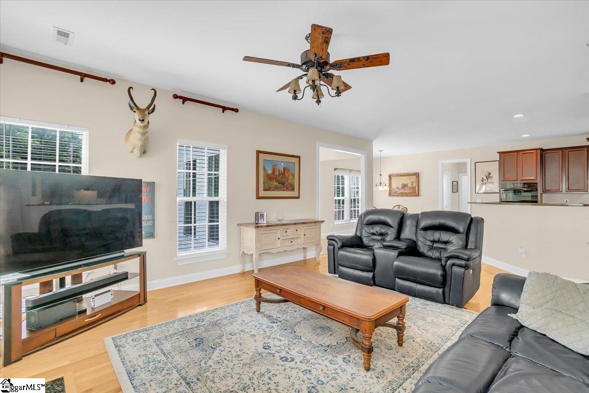 109 Amberleaf Way Simpsonville, SC 29681