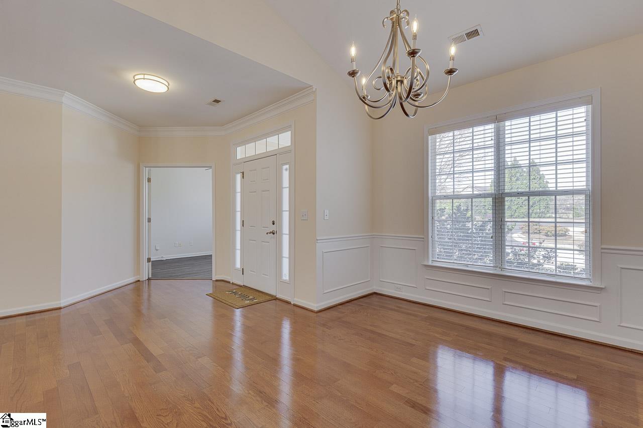 4 Hanging Moss Lane Greenville, SC 29615