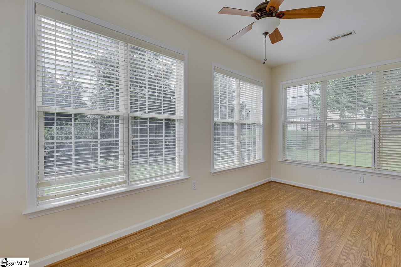 4 Hanging Moss Lane Greenville, SC 29615