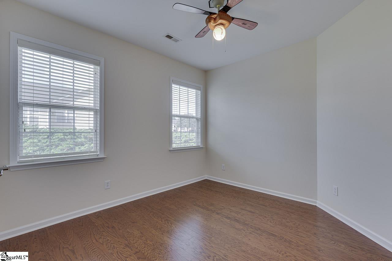 4 Hanging Moss Lane Greenville, SC 29615