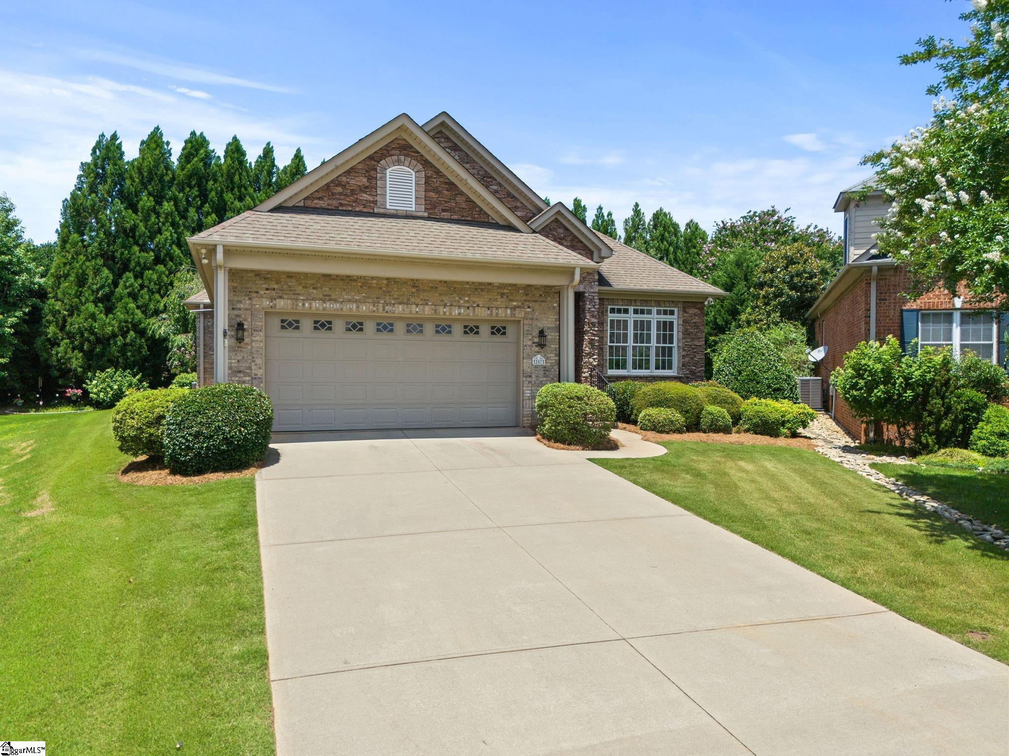 207 Hunters Court Greenville, SC 29617