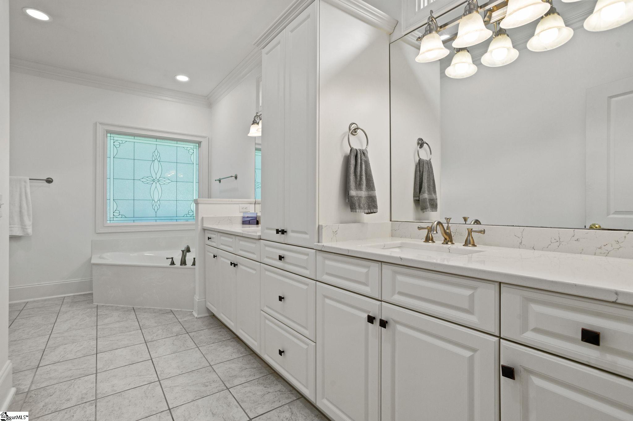 207 Hunters Court Greenville, SC 29617