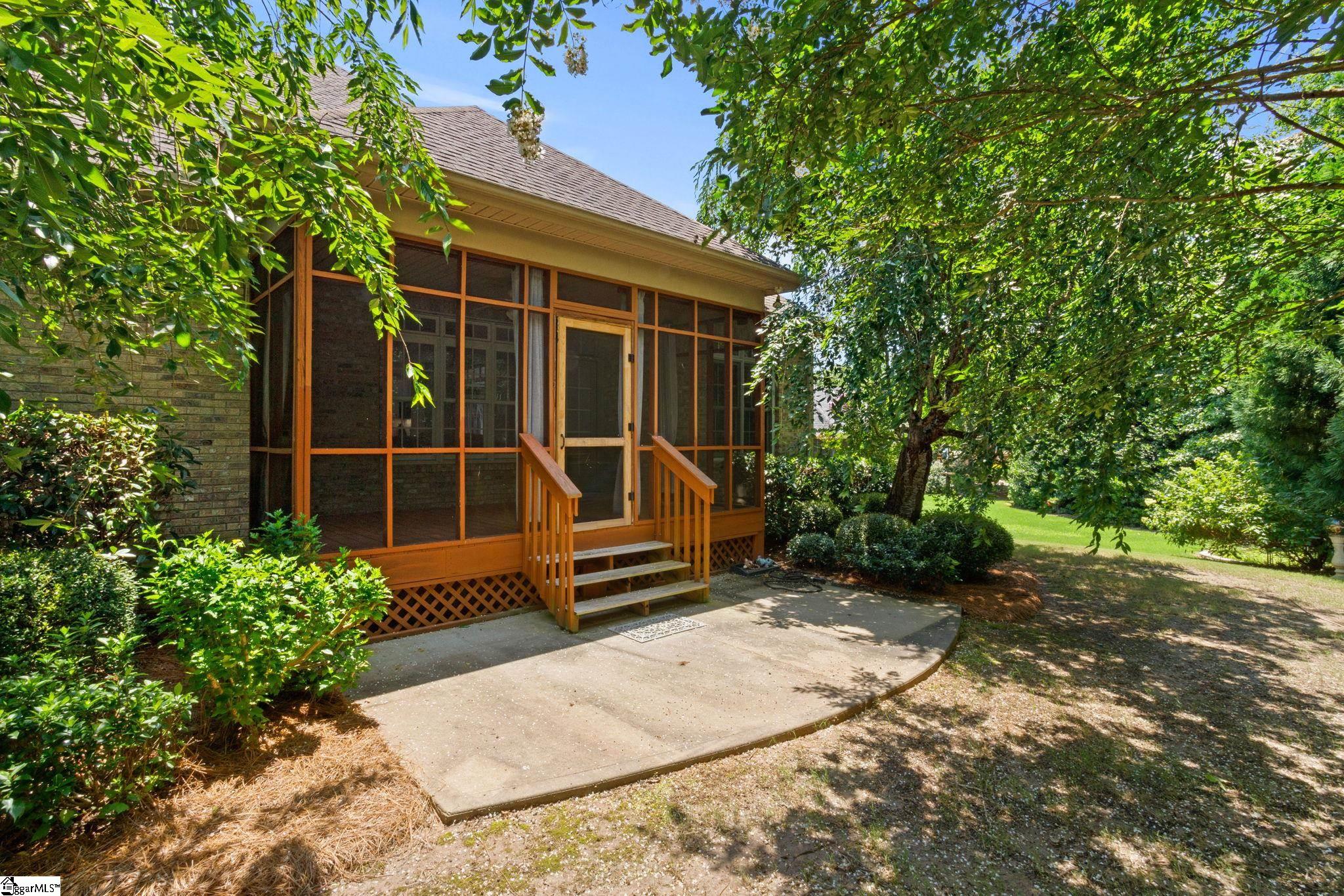 207 Hunters Court Greenville, SC 29617
