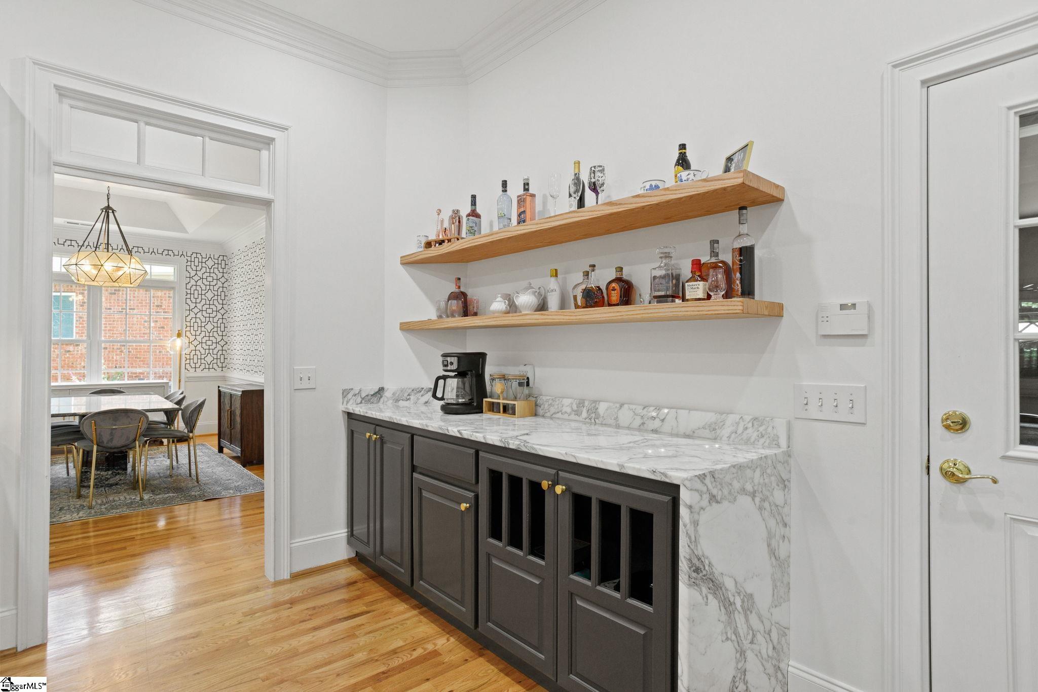 207 Hunters Court Greenville, SC 29617