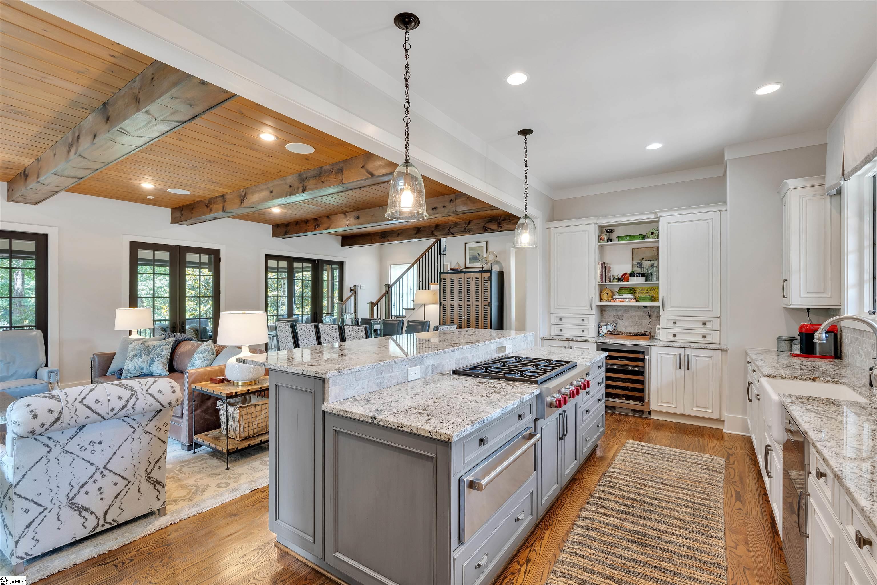 155 Village Point Drive Sunset, SC 29685