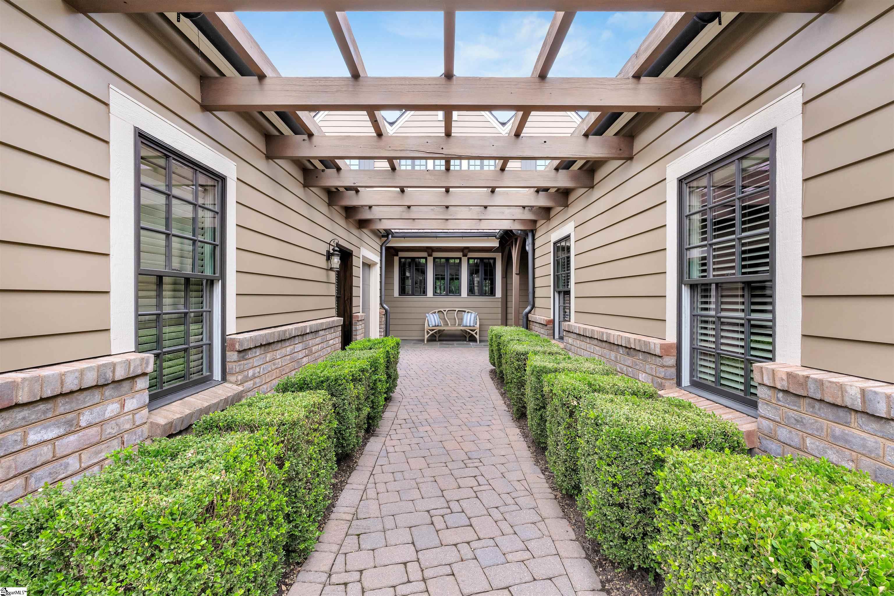 155 Village Point Drive Sunset, SC 29685