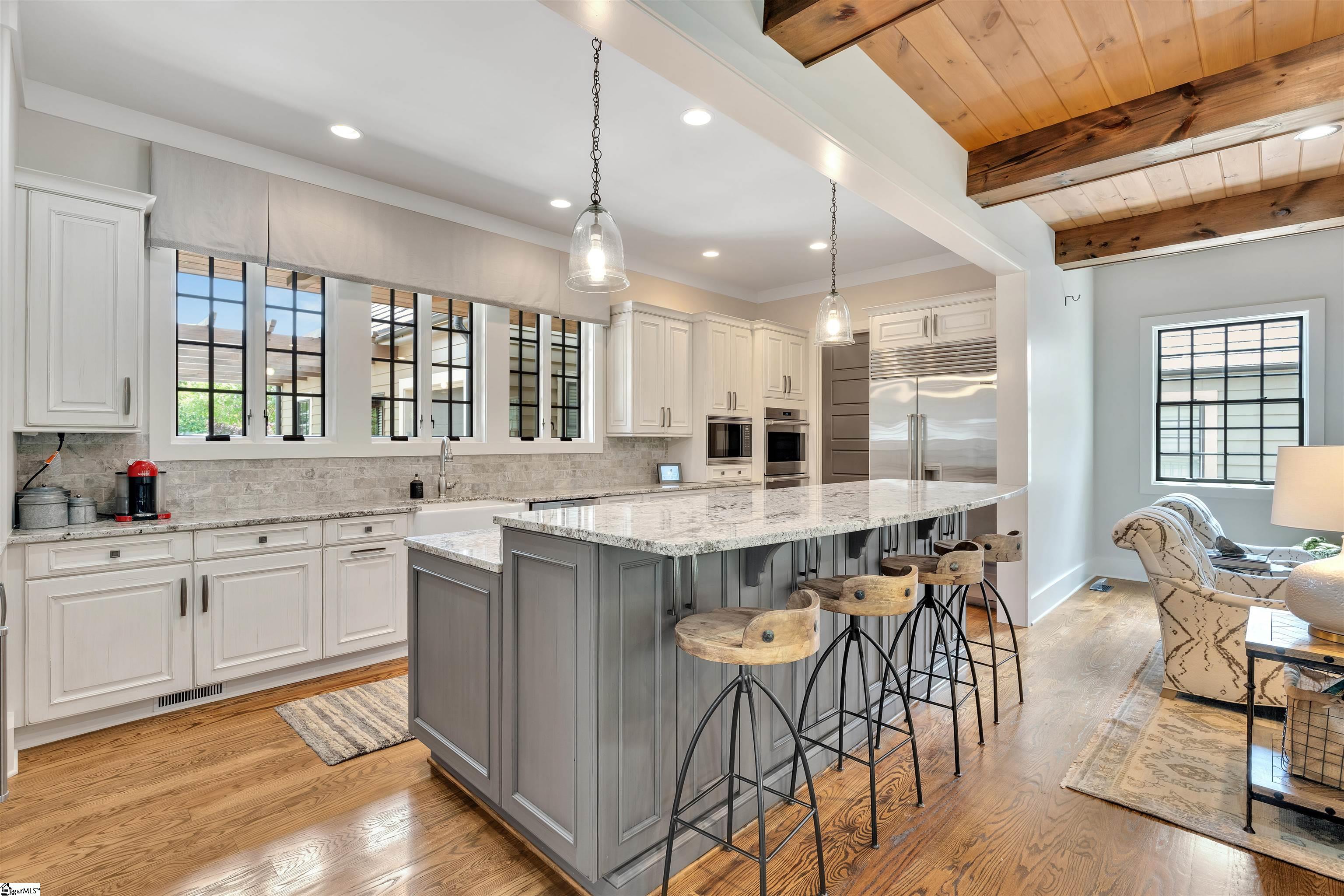 155 Village Point Drive Sunset, SC 29685