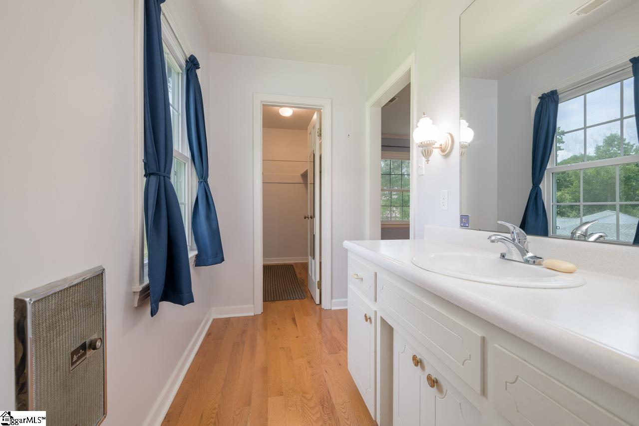 14 Rollingreen Road Greer, SC 29651