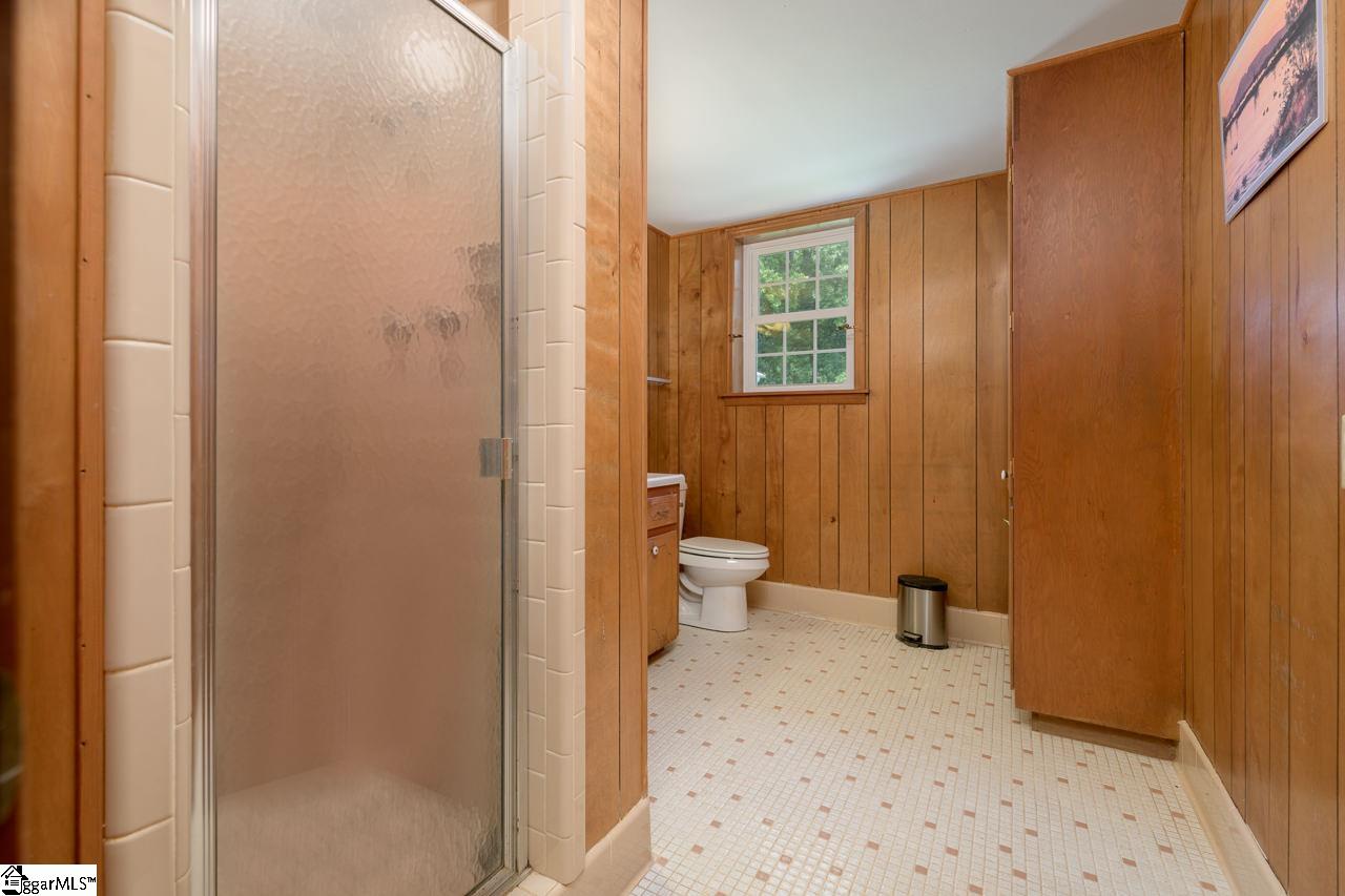 14 Rollingreen Road Greer, SC 29651