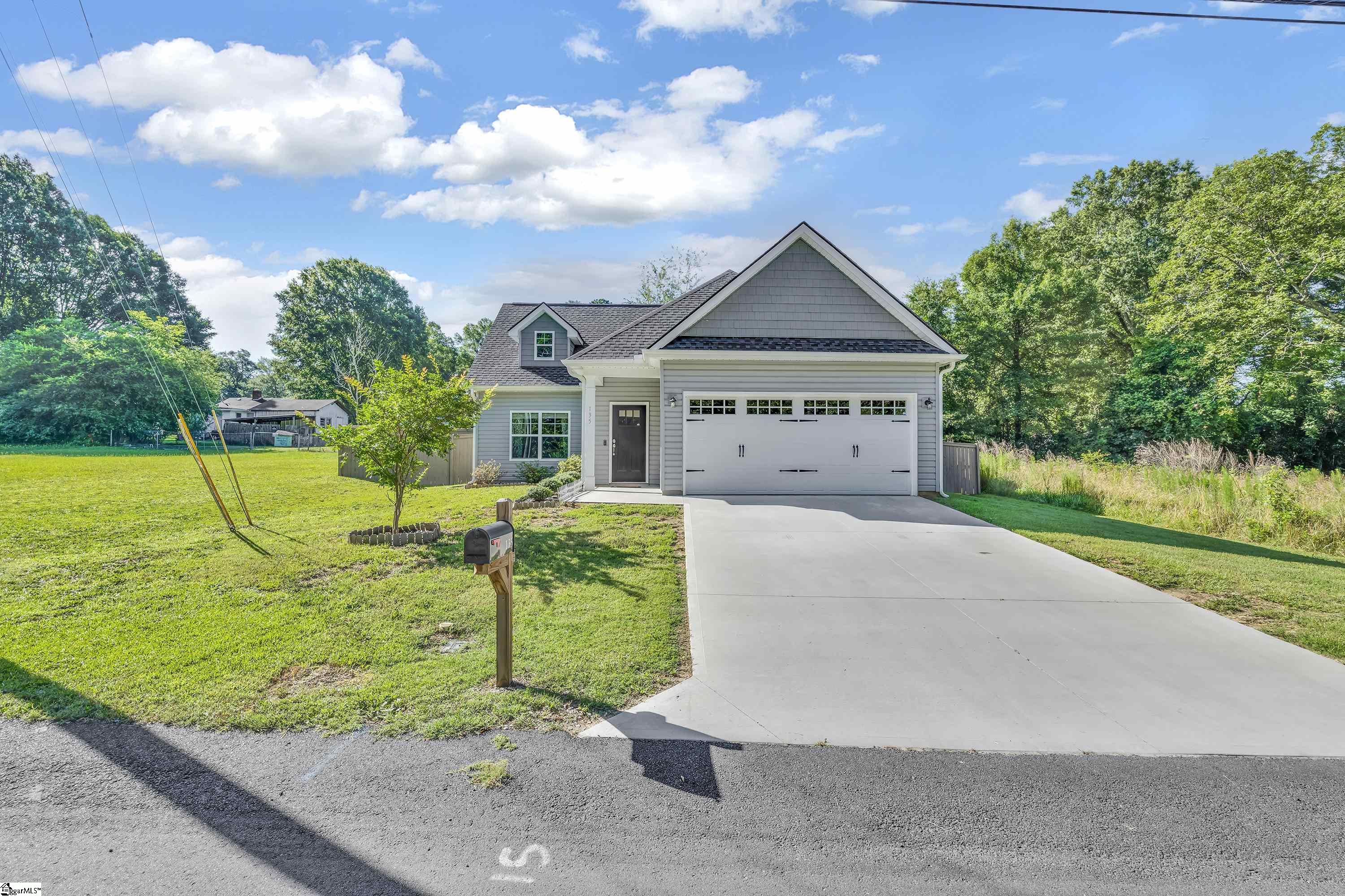 135 Stevenson Drive Belton, SC 29627