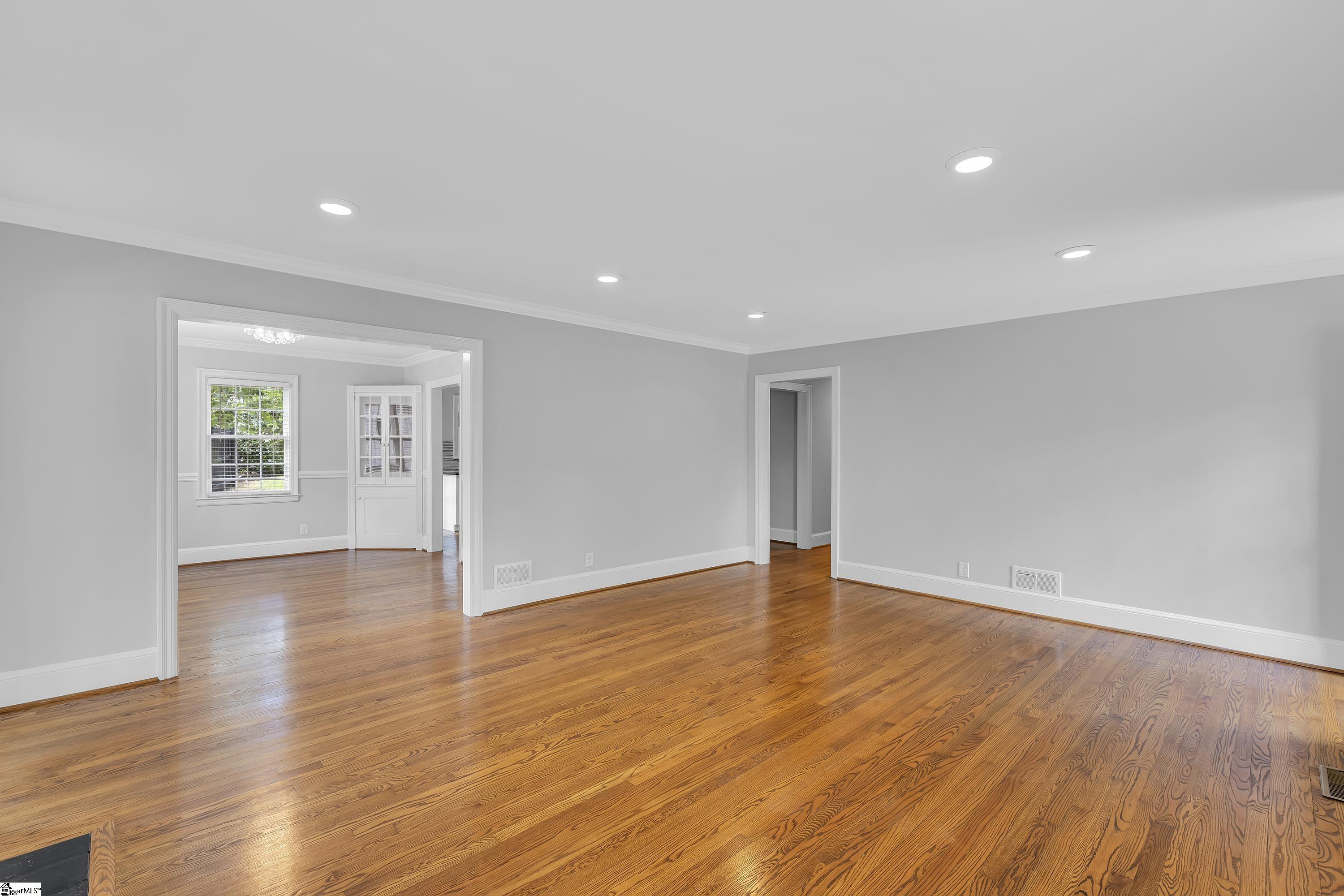 453 Longview Terrace Greenville, SC 29605