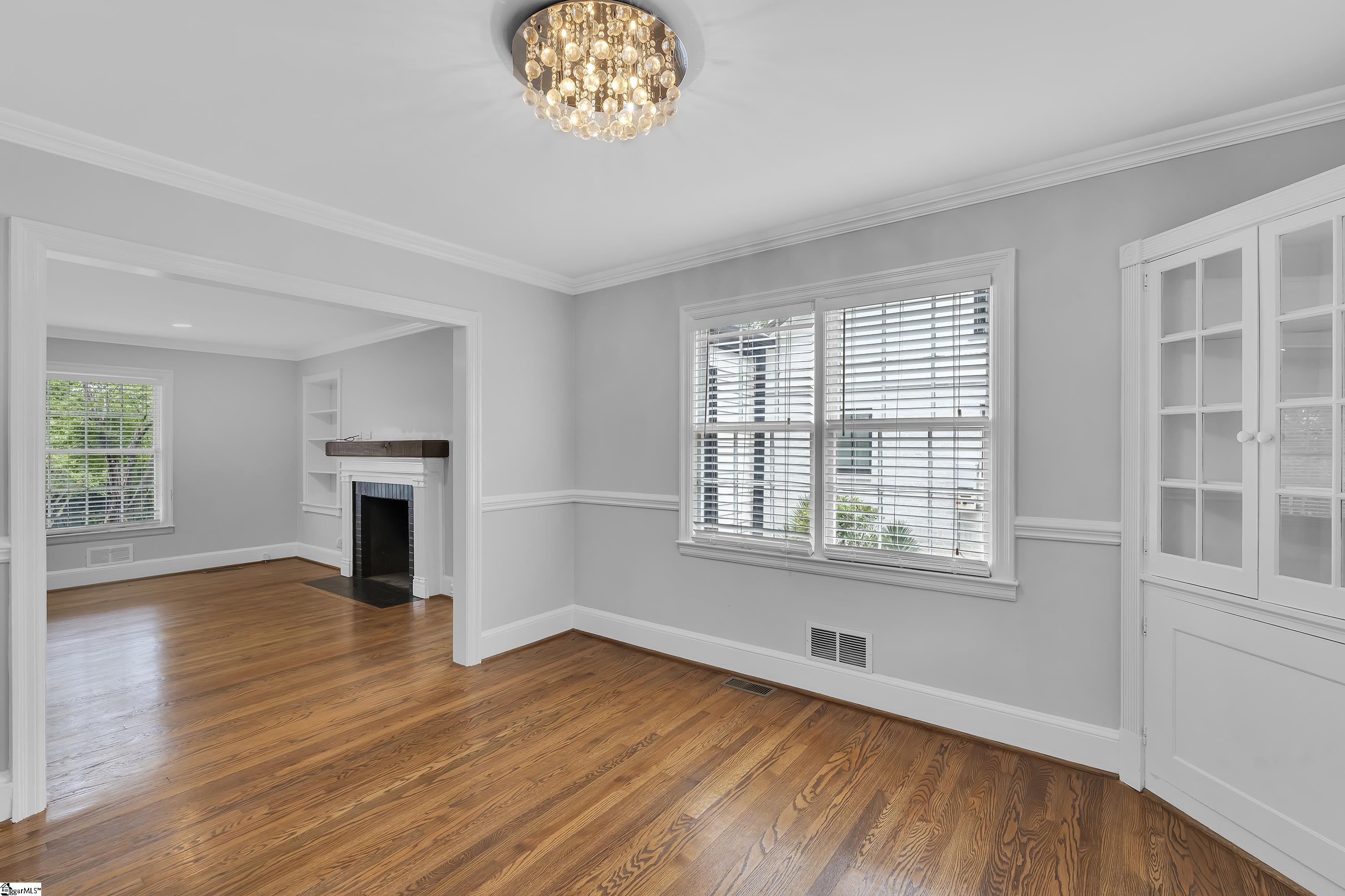 453 Longview Terrace Greenville, SC 29605