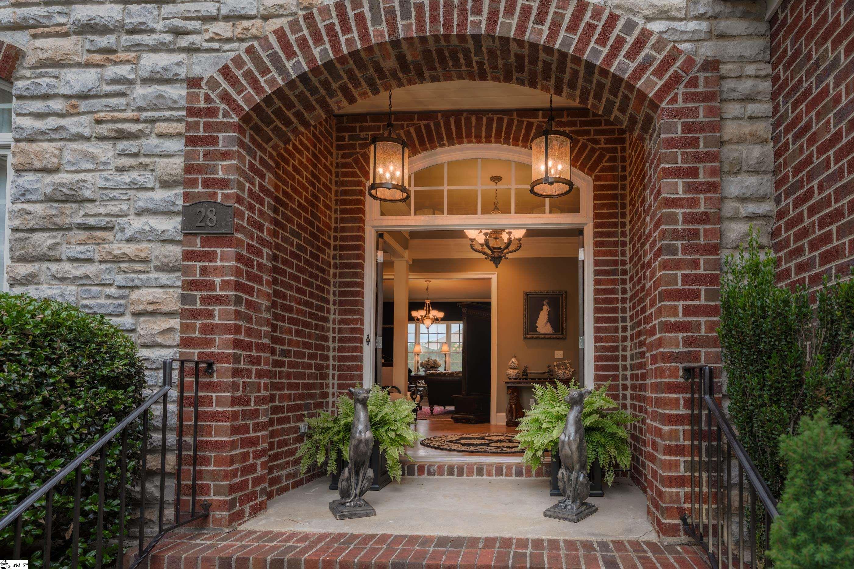 28 Laurel Crest Lane Travelers Rest, SC 29690