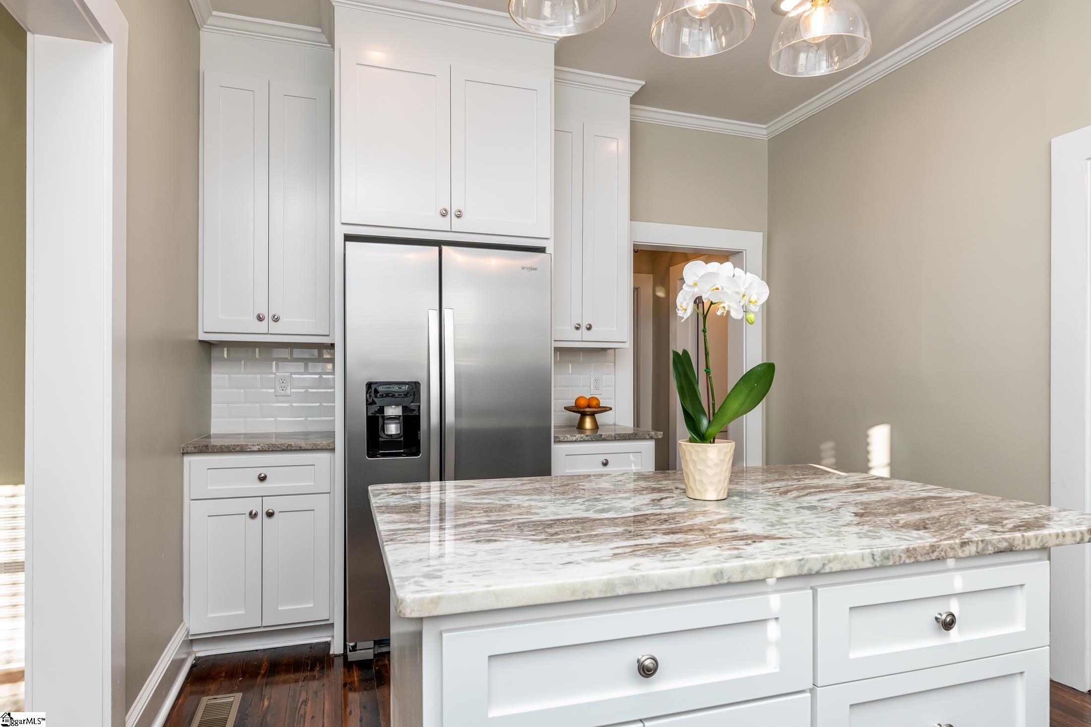 18 Wallace Street Greenville, SC 29605