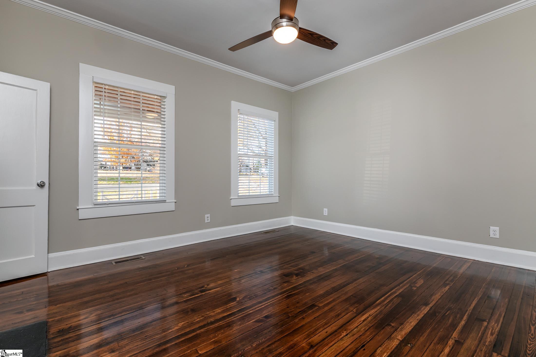 18 Wallace Street Greenville, SC 29605
