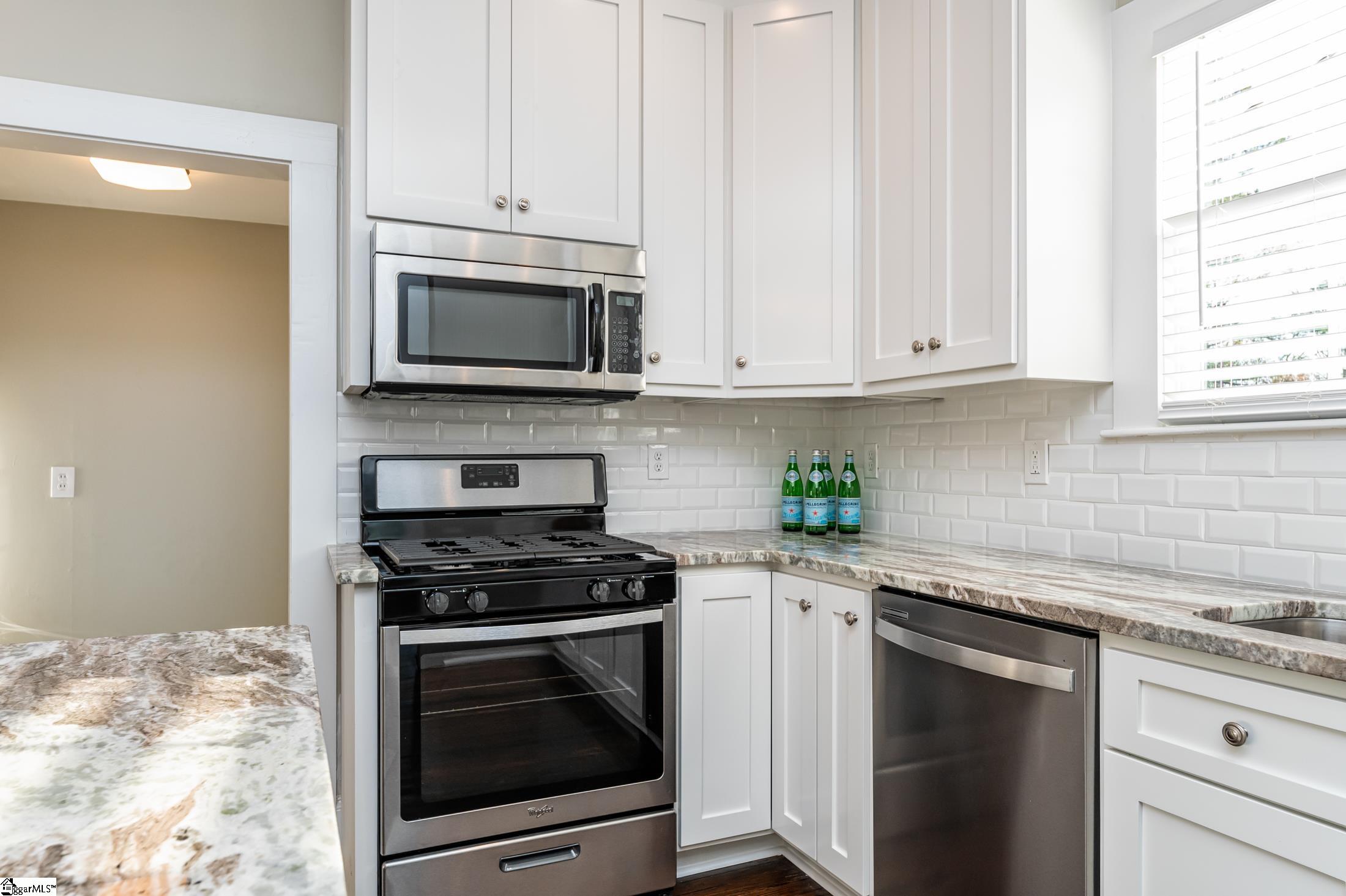 18 Wallace Street Greenville, SC 29605