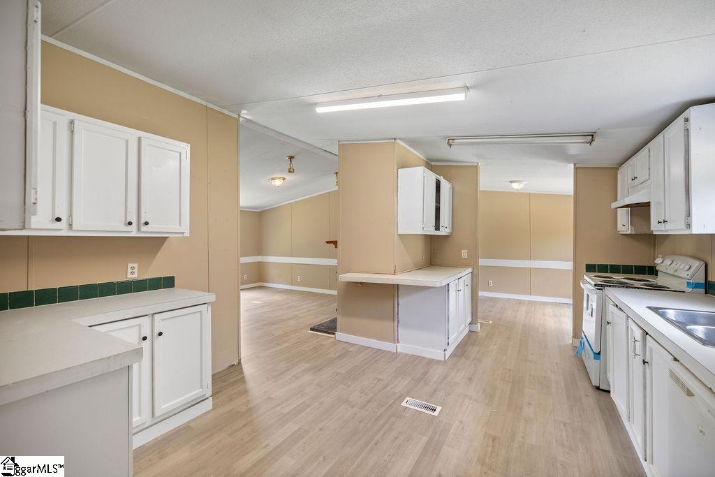 102 Hickory Forst Drive Anderson, SC 29626