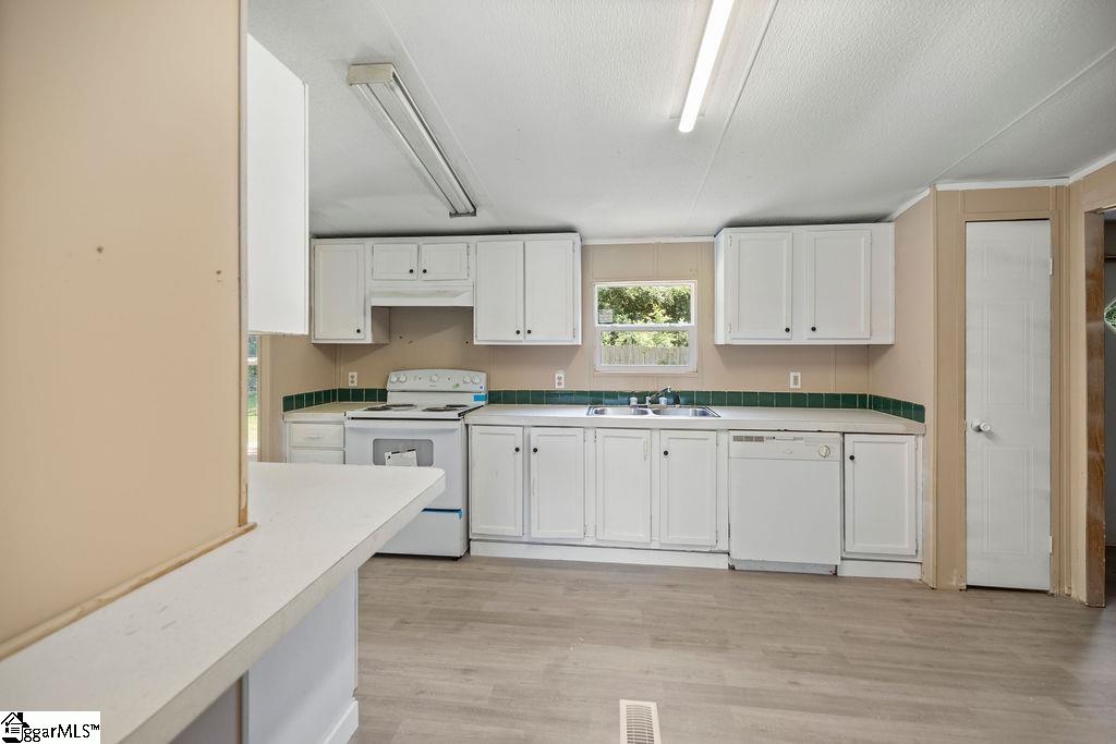 102 Hickory Forst Drive Anderson, SC 29626