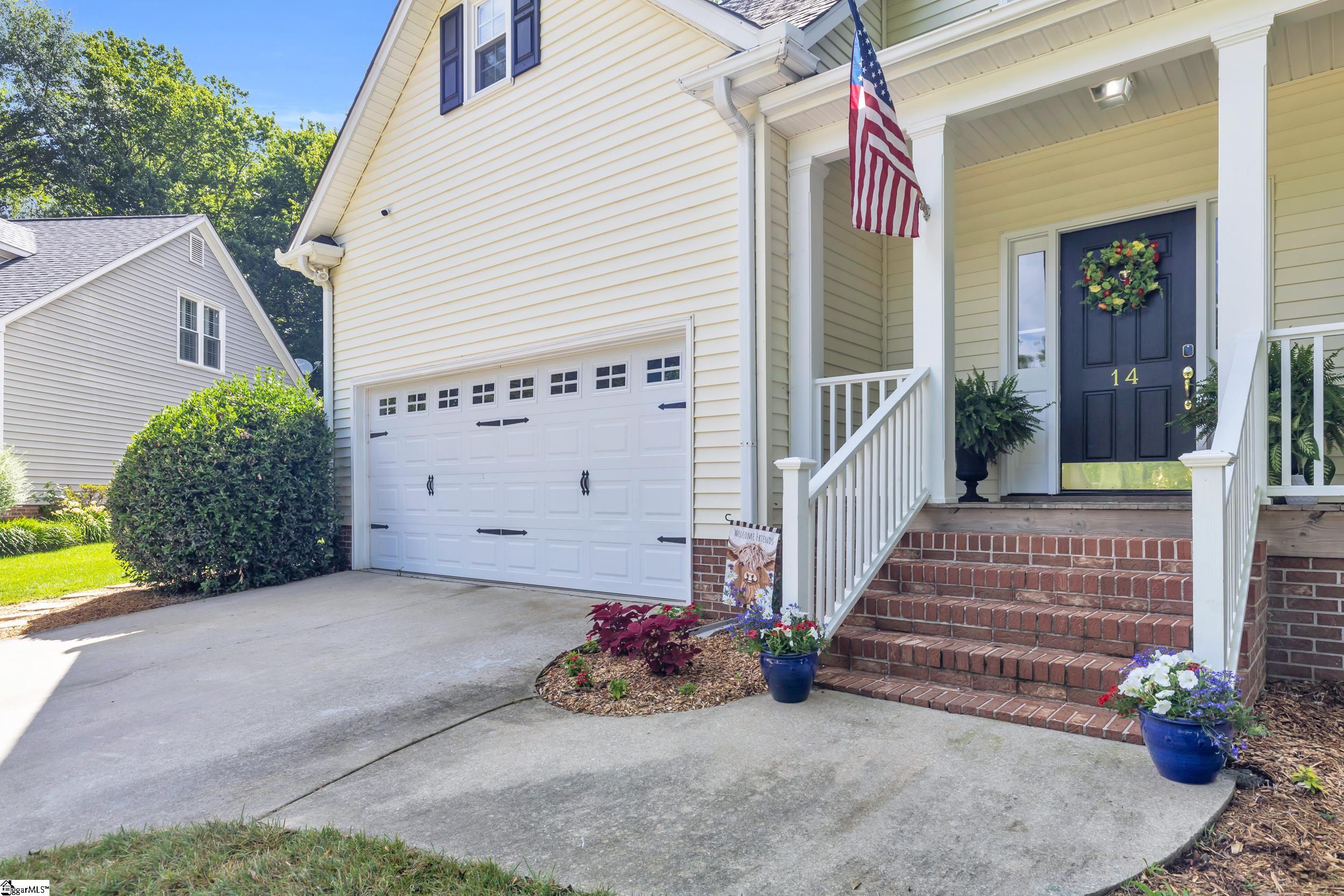14 Featherwood Court Simpsonville, SC 29680
