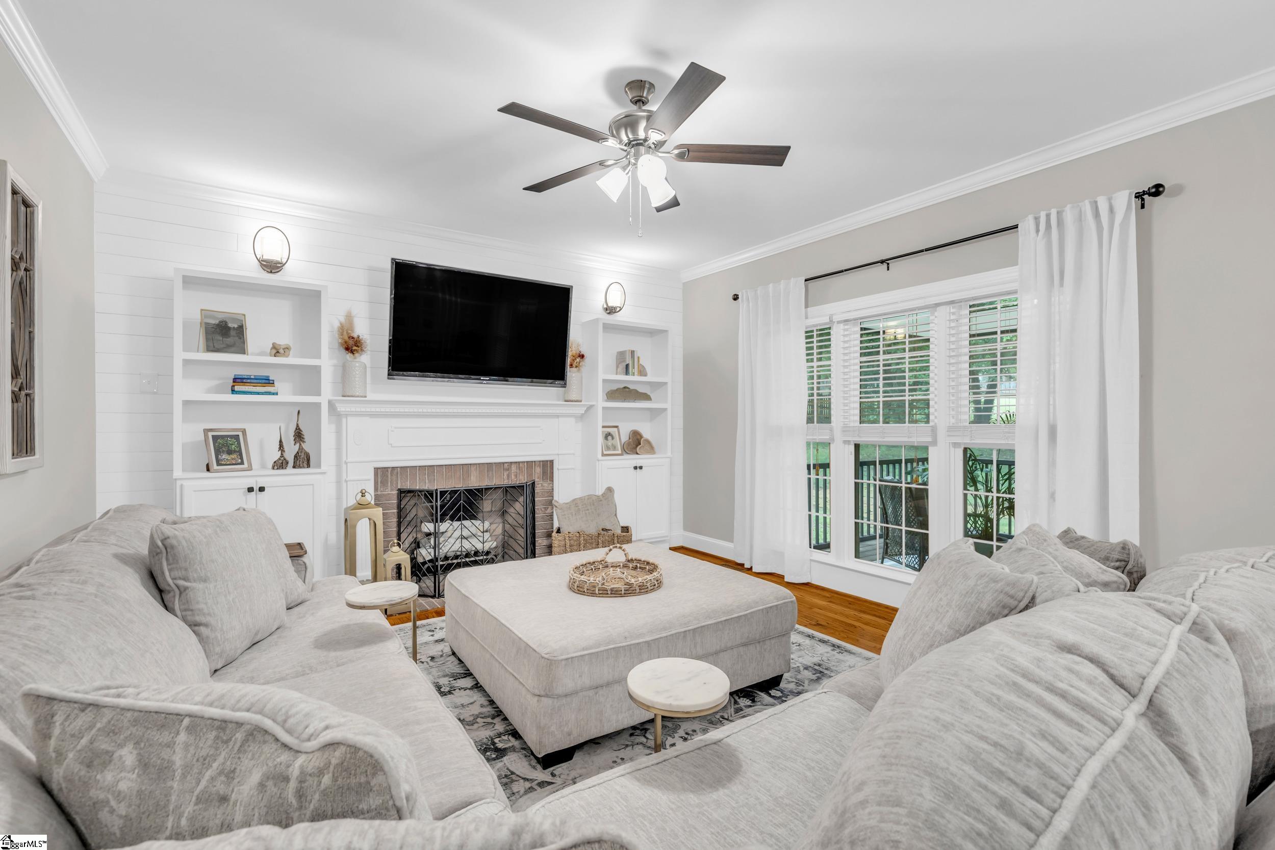 14 Featherwood Court Simpsonville, SC 29680