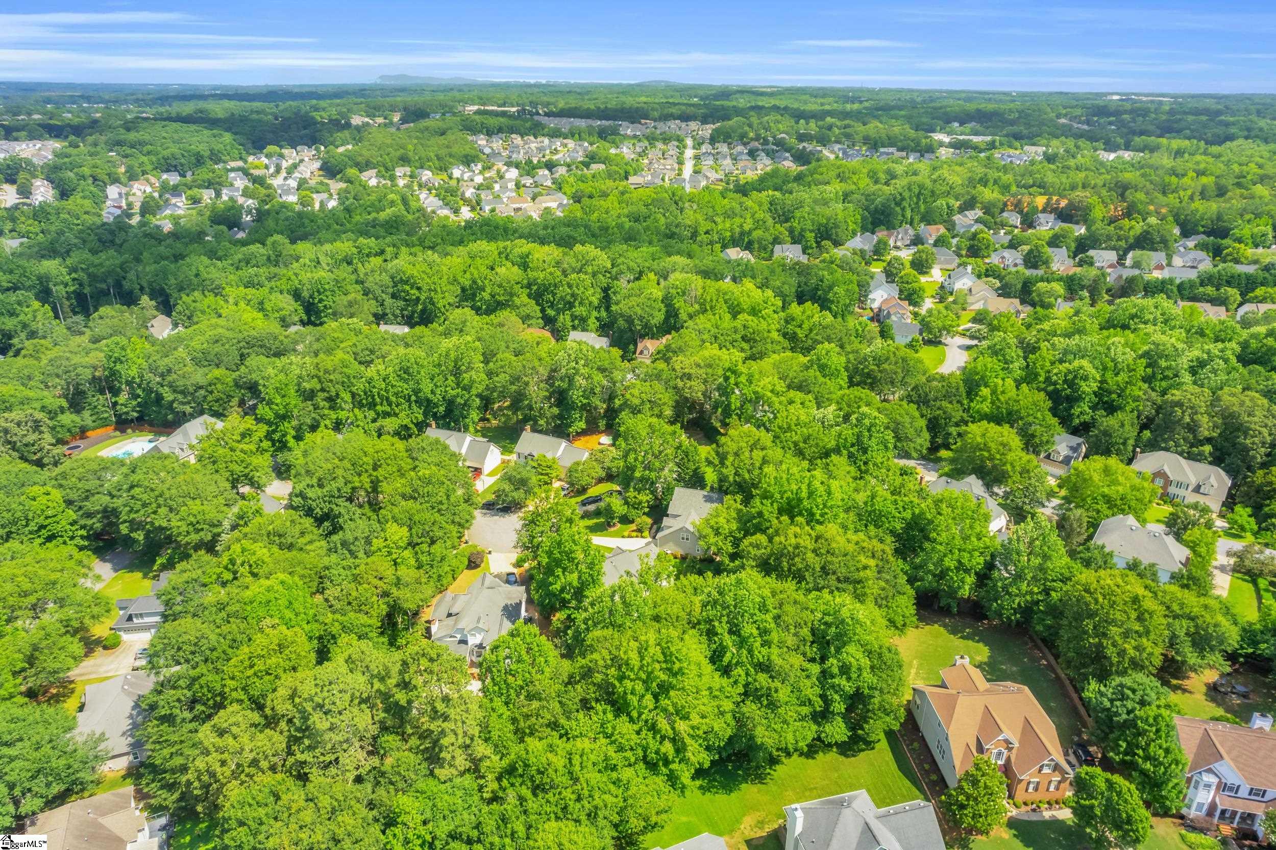 14 Featherwood Court Simpsonville, SC 29680