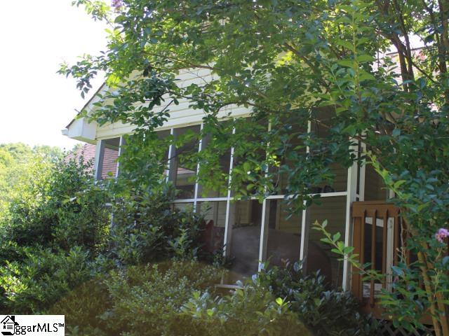 6 W Fairgate Court Simpsonville, SC 29680-6756