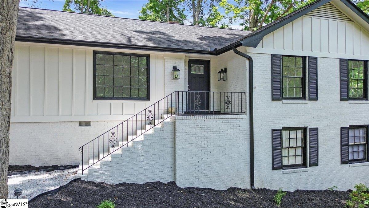203 Rosebay Drive Greenville, SC 29615