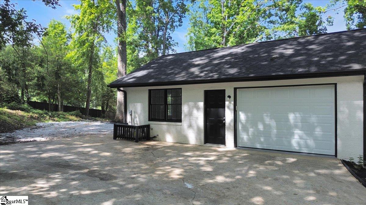 203 Rosebay Drive Greenville, SC 29615