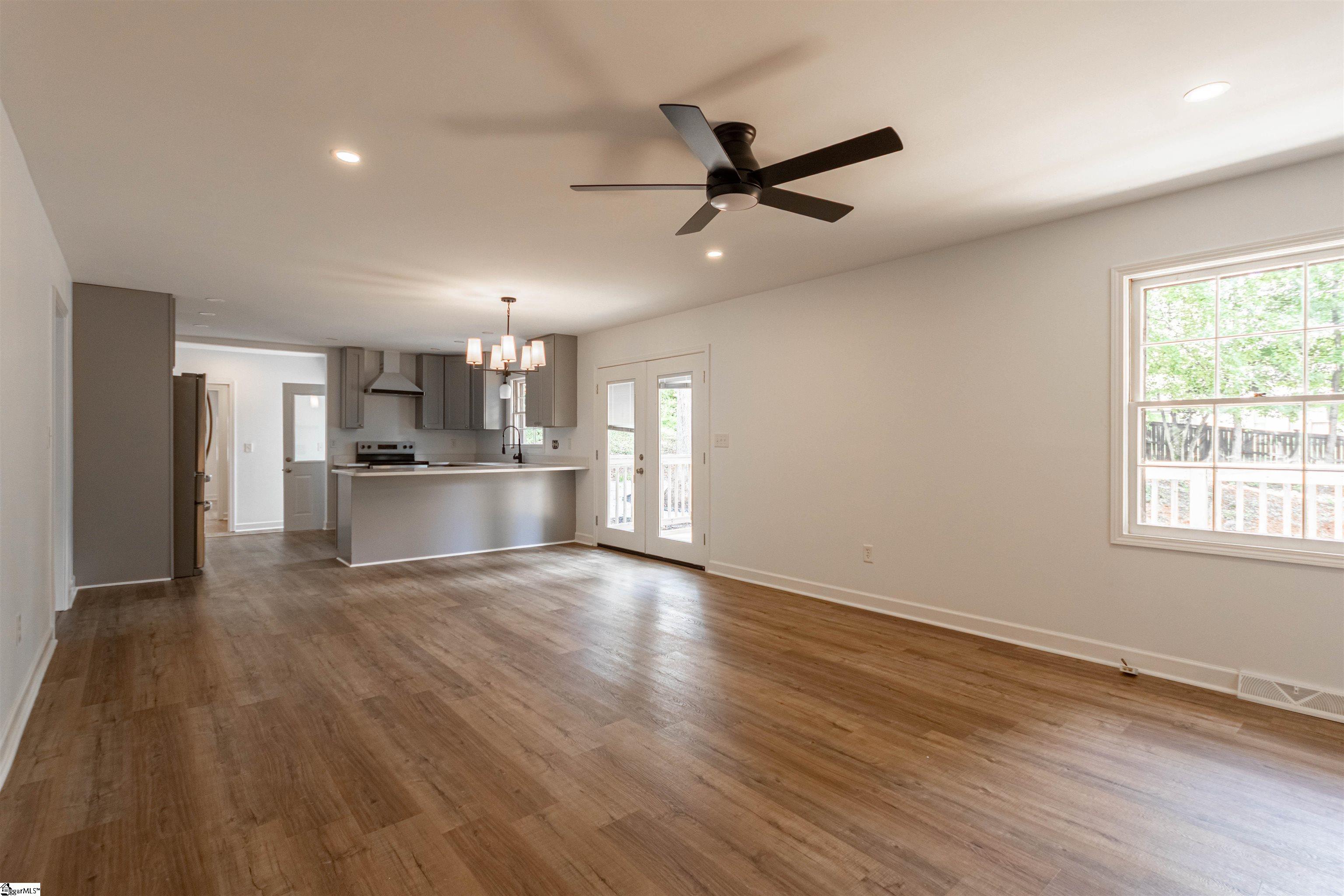 203 Rosebay Drive Greenville, SC 29615