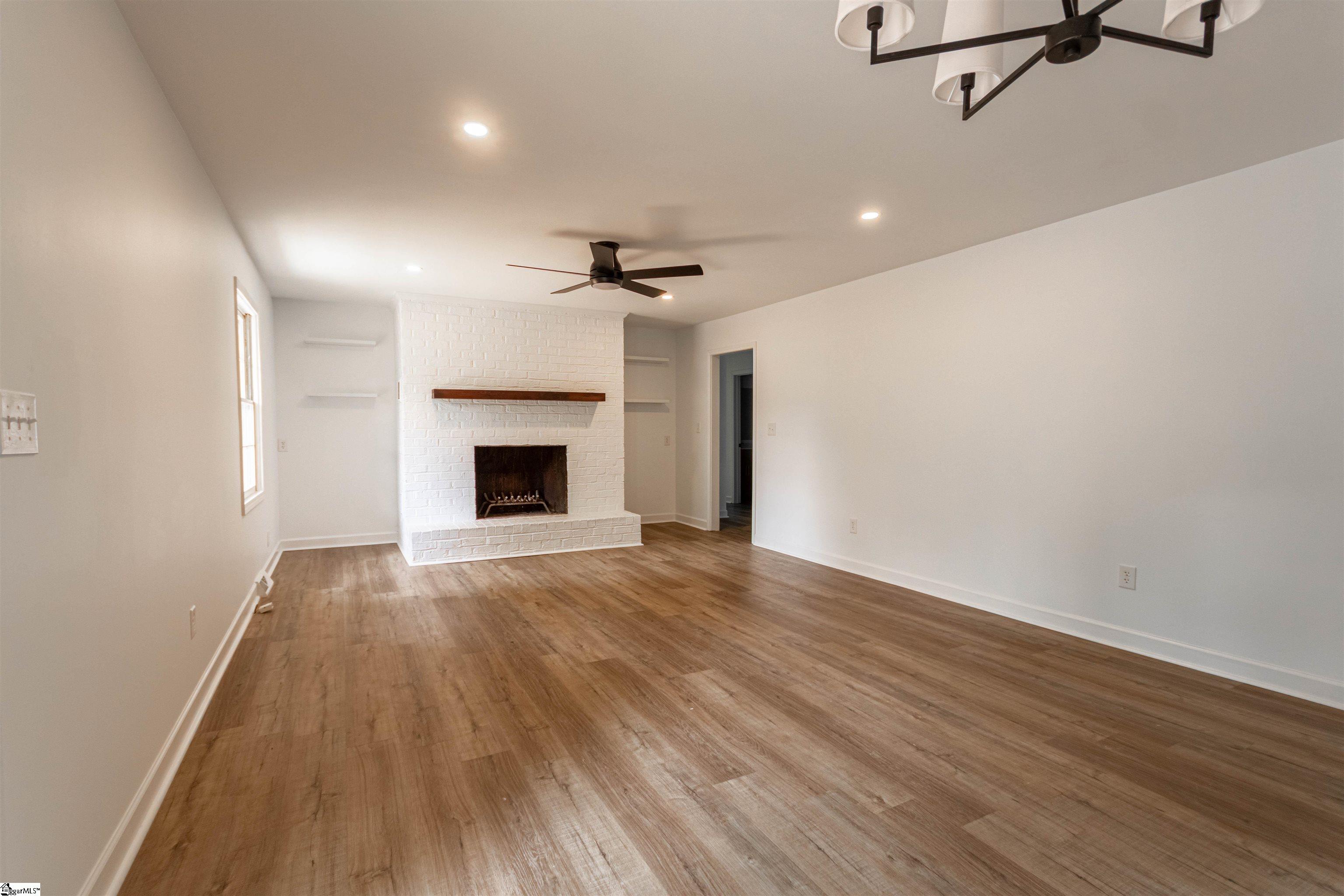203 Rosebay Drive Greenville, SC 29615