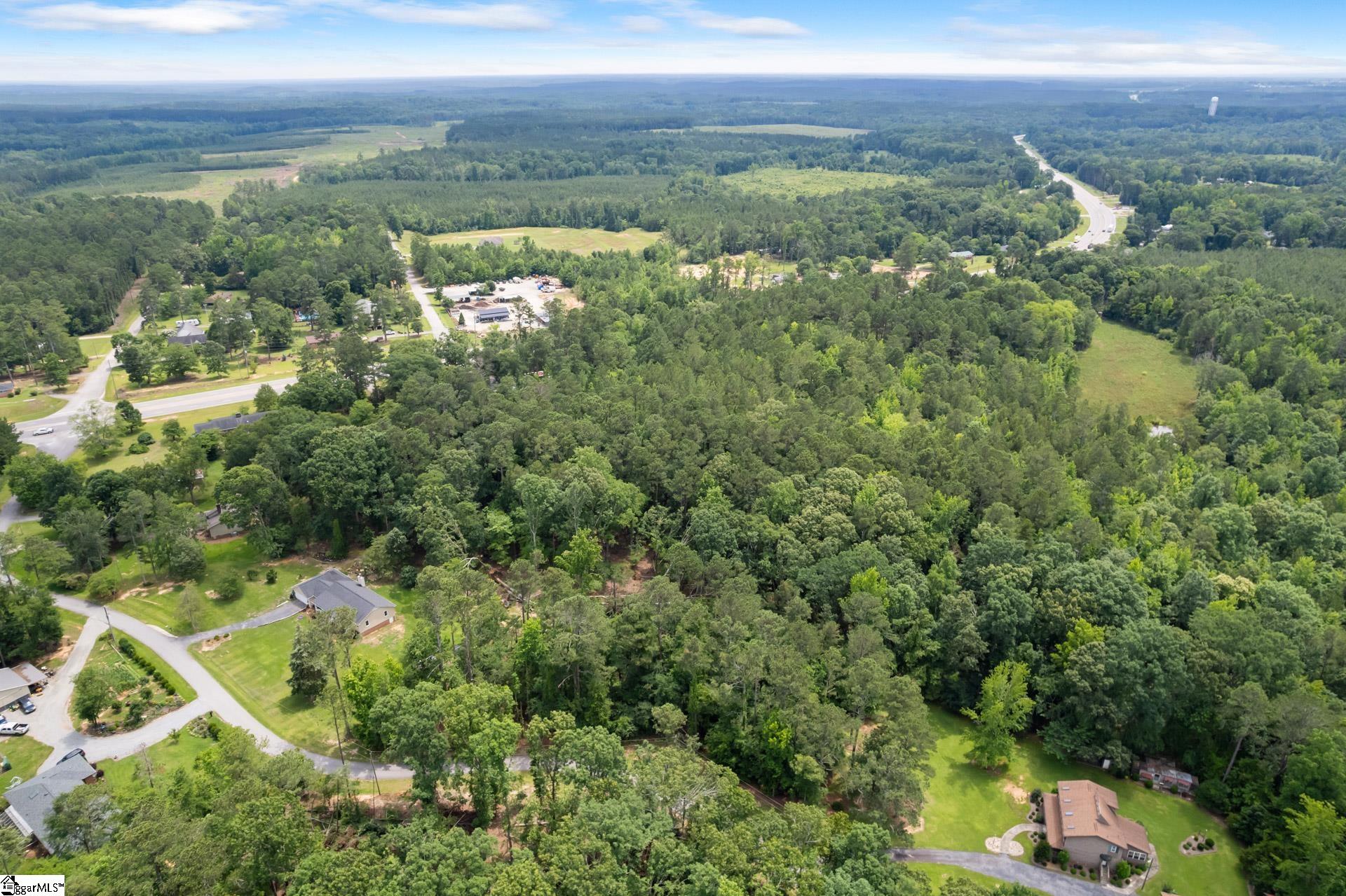 00 Creekfield Road Clinton, SC 29325