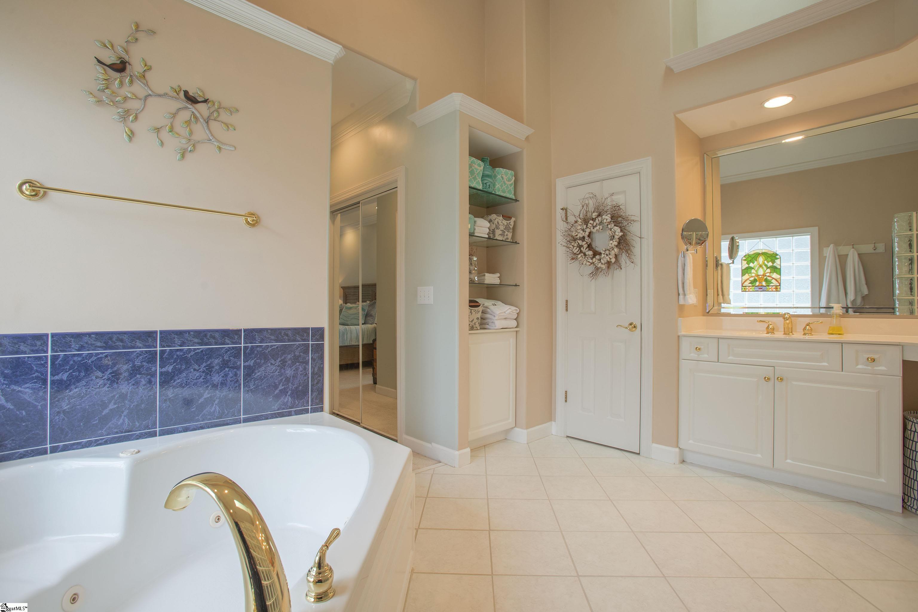 10 Rothesay Street Simpsonville, SC 29681
