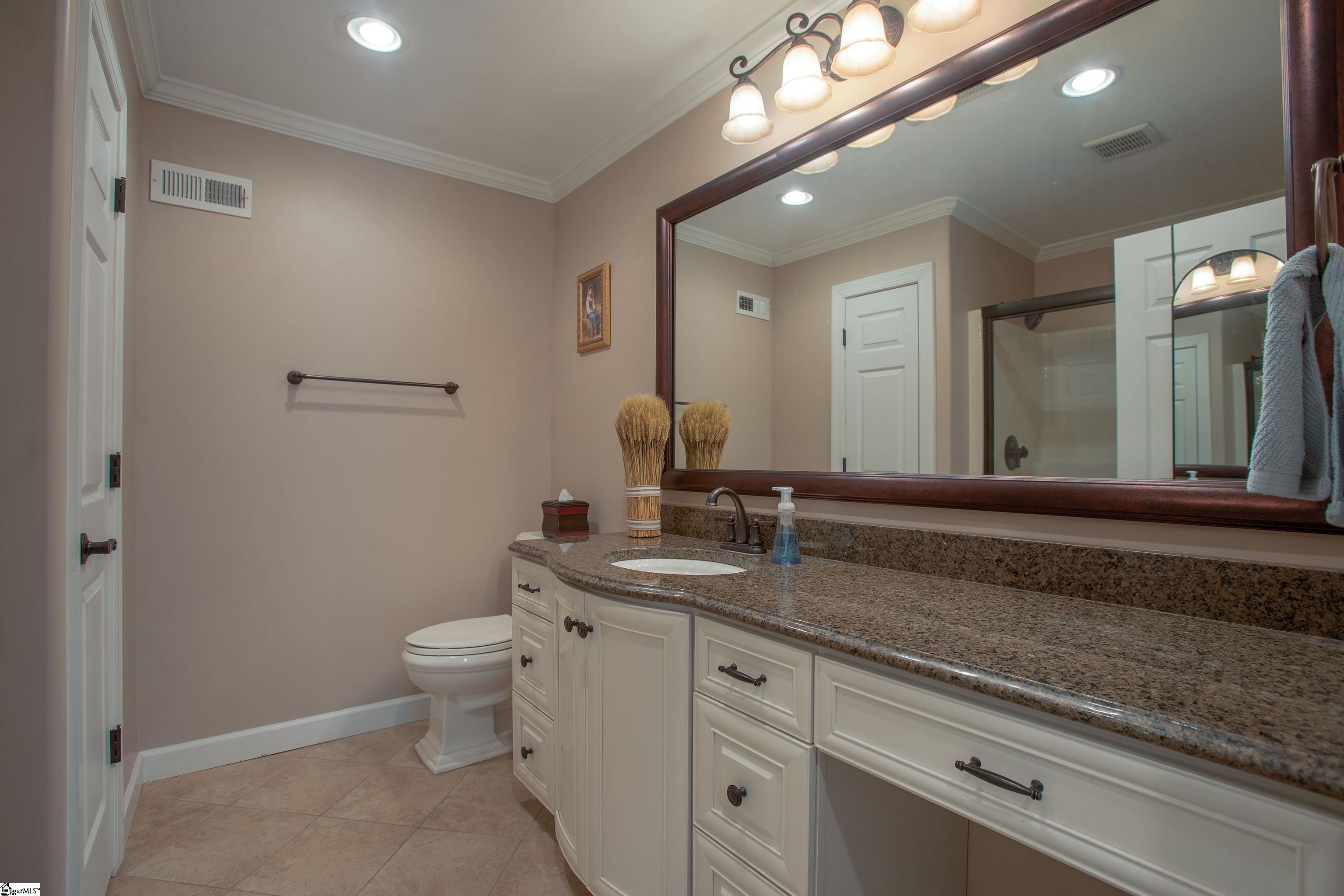 10 Rothesay Street Simpsonville, SC 29681