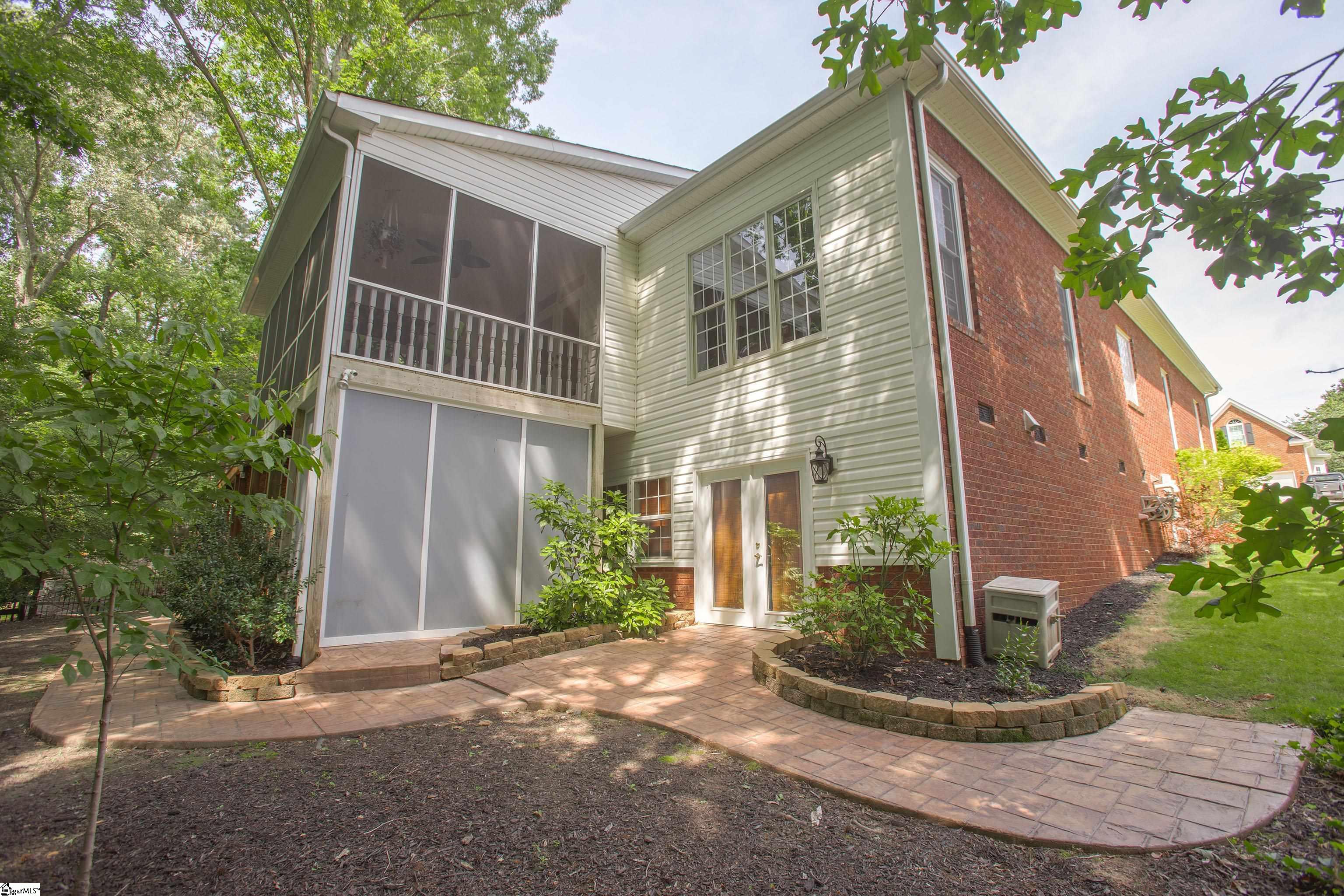 10 Rothesay Street Simpsonville, SC 29681
