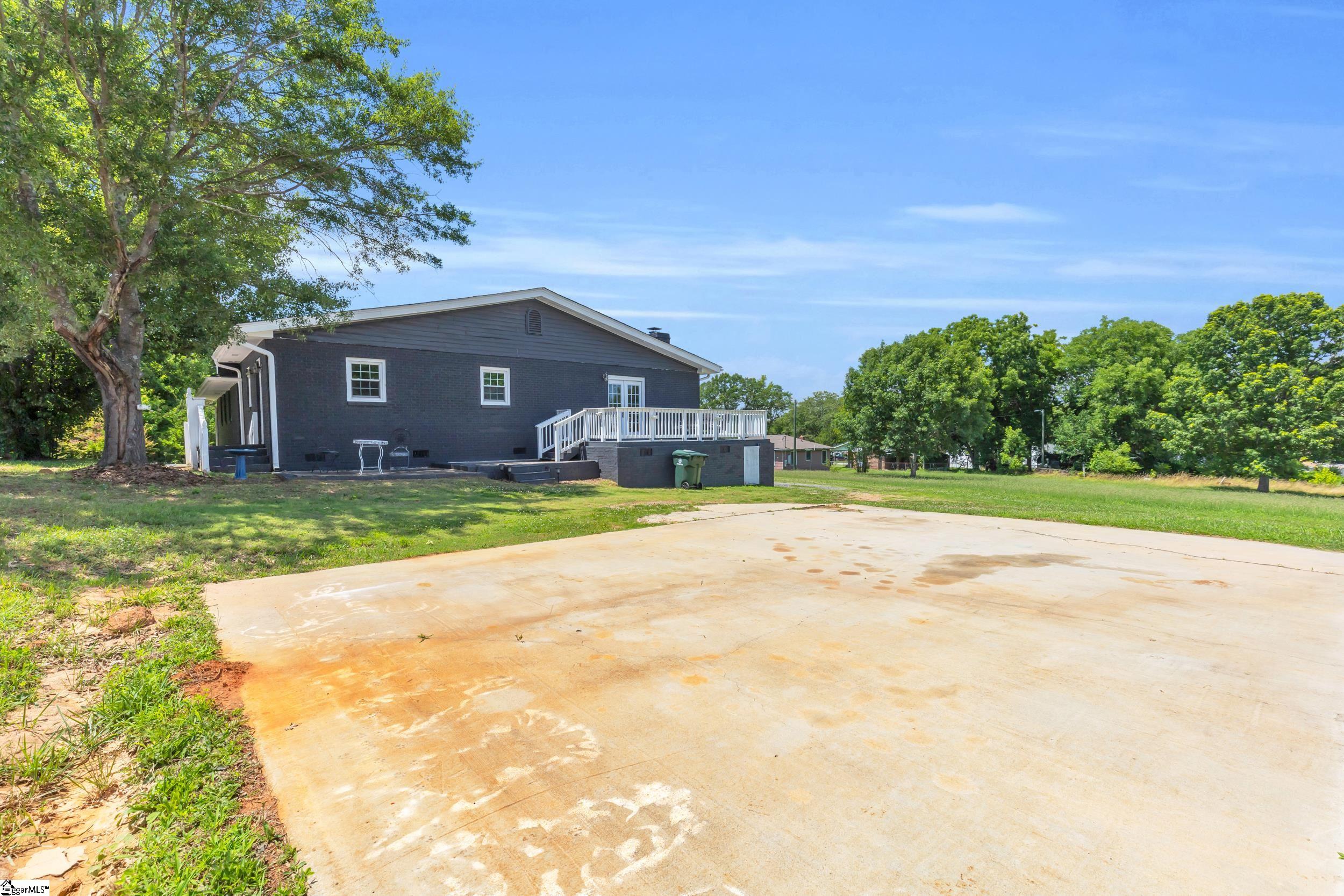 517 Goldsmith Road Simpsonville, SC 29681