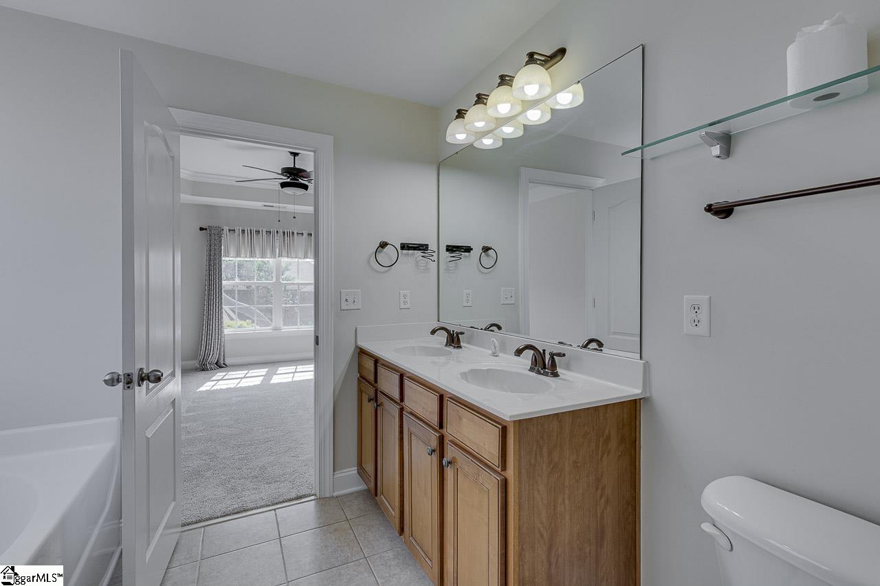 109 Windsor Creek Court Simpsonville, SC 29681