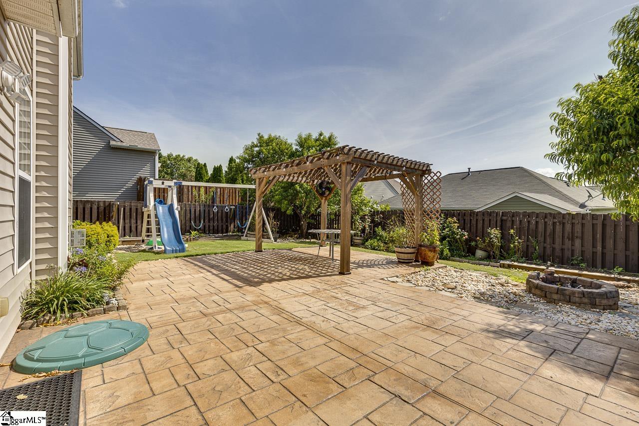 109 Windsor Creek Court Simpsonville, SC 29681