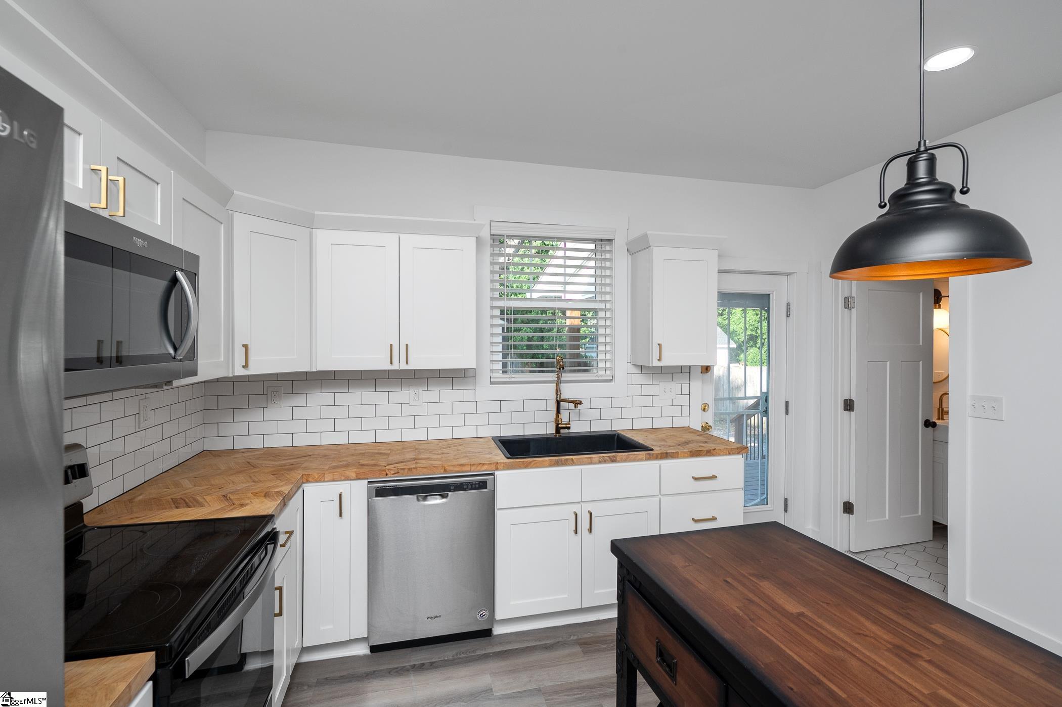 114 E Parker Road Greenville, SC 29611