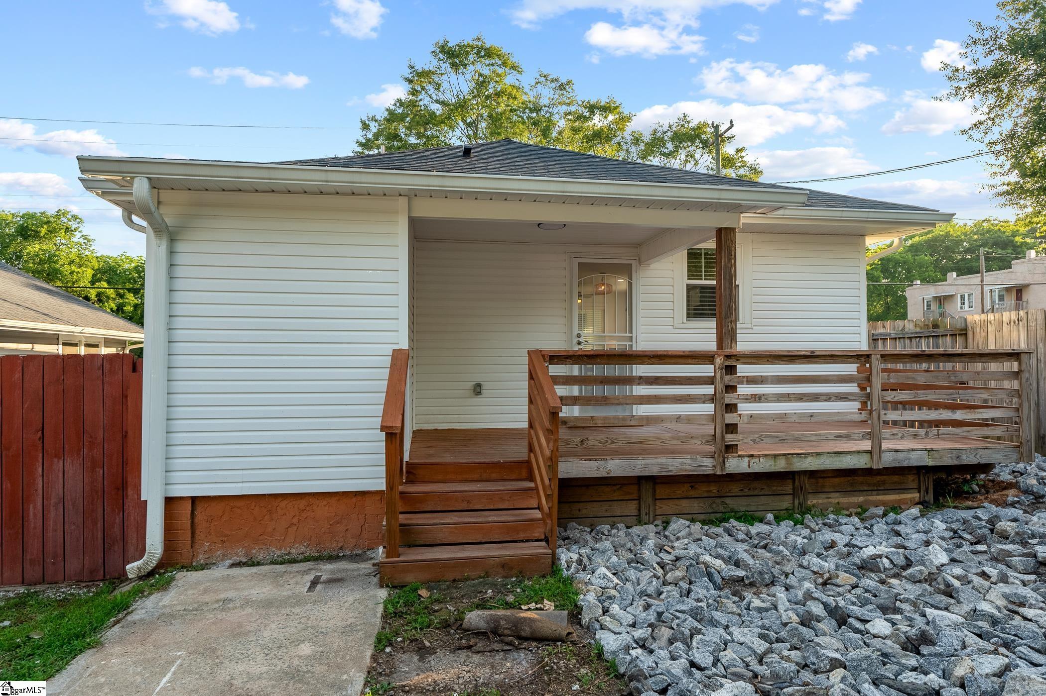 114 E Parker Road Greenville, SC 29611